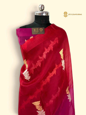 Rani & Red Pure Kora Silk Handloom Banarasi Saree - All Over Kadhua Buta