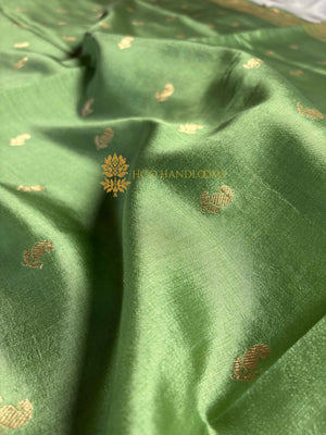 Light Green Pure Mango Katan Silk Handloom Banarasi Saree - All Over Kadhua Motifs