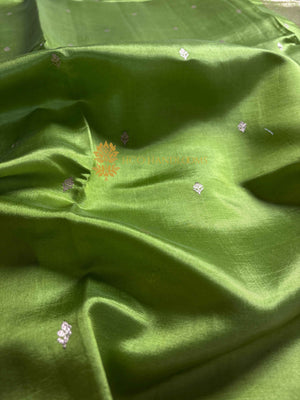 Green Pure Mango Katan Silk Handloom Banarasi Saree - All Over Kadhua Motifs