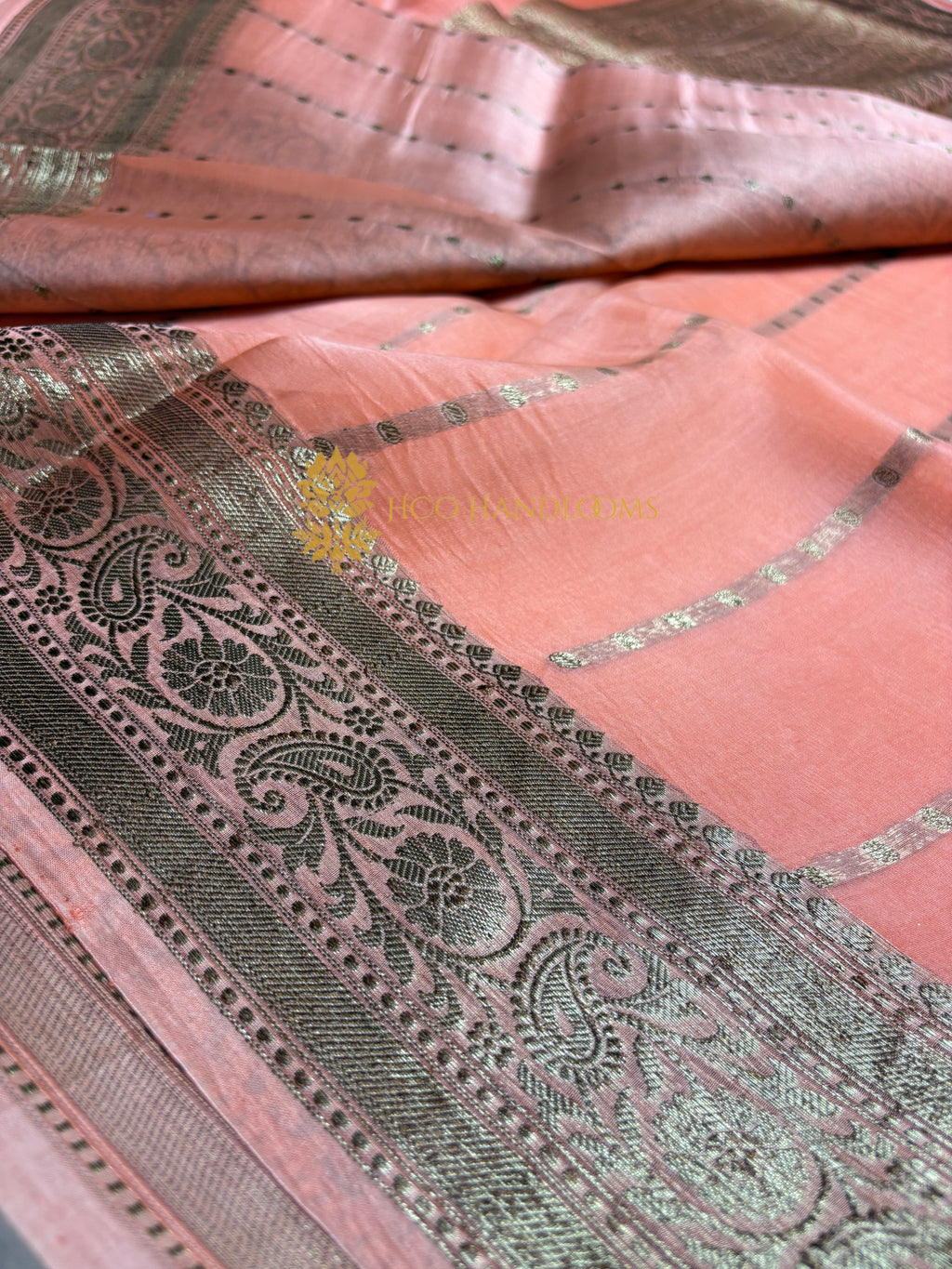 Peach Pure Kora Silk Handloom Banarasi Saree - All Over Kadhua Motifs