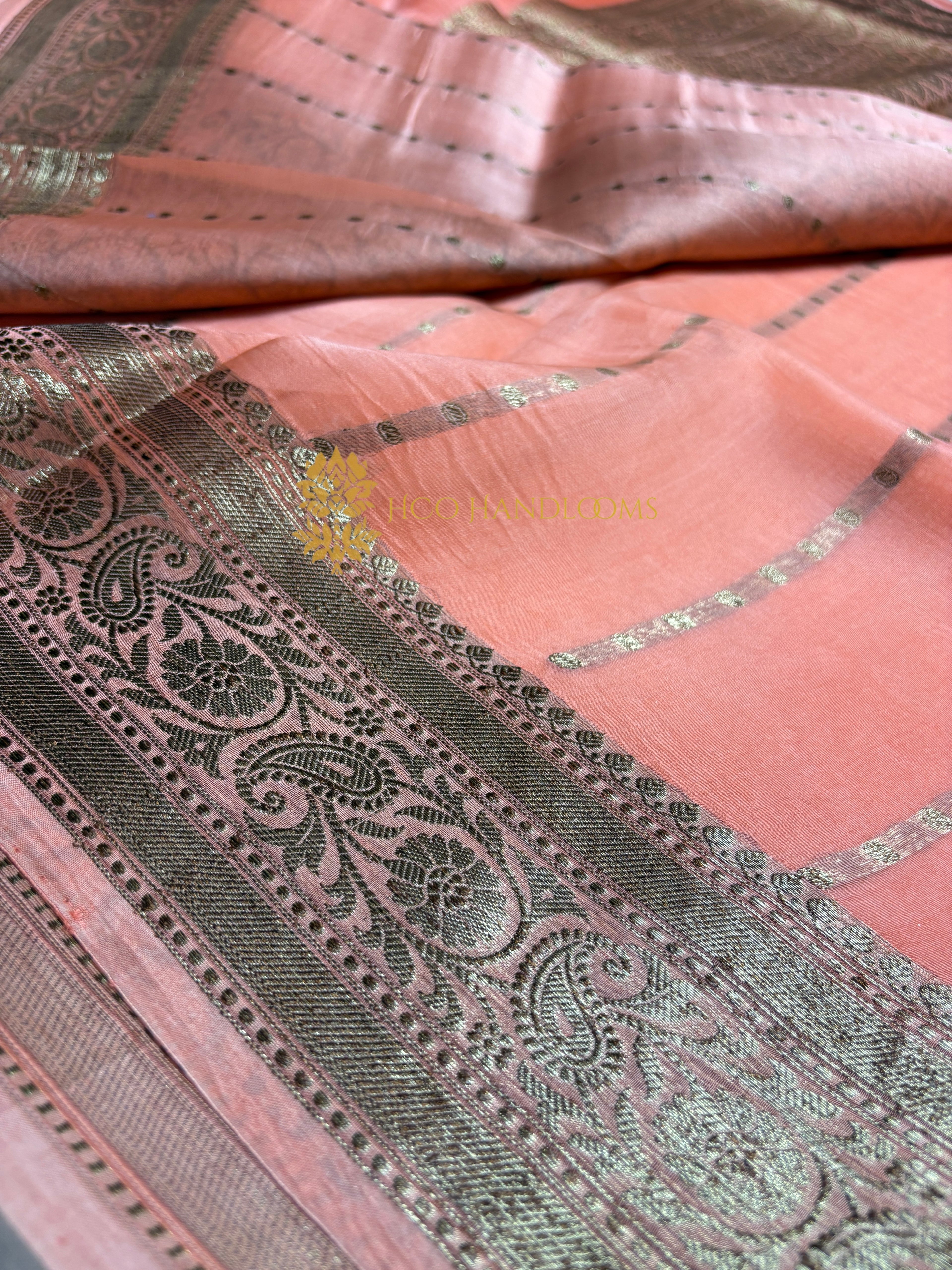 Peach Pure Kora Silk Handloom Banarasi Saree - All Over Kadhua Motifs