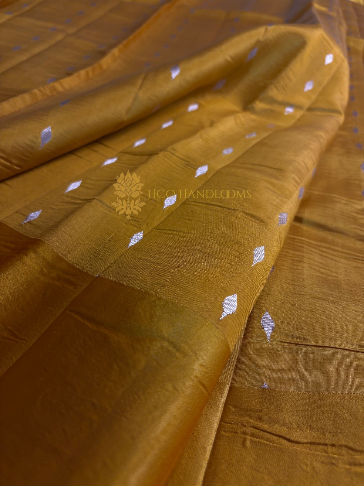 Pure Raw Mango Silk Handloom Banarasi Saree - All Over Kadhua Motifs
