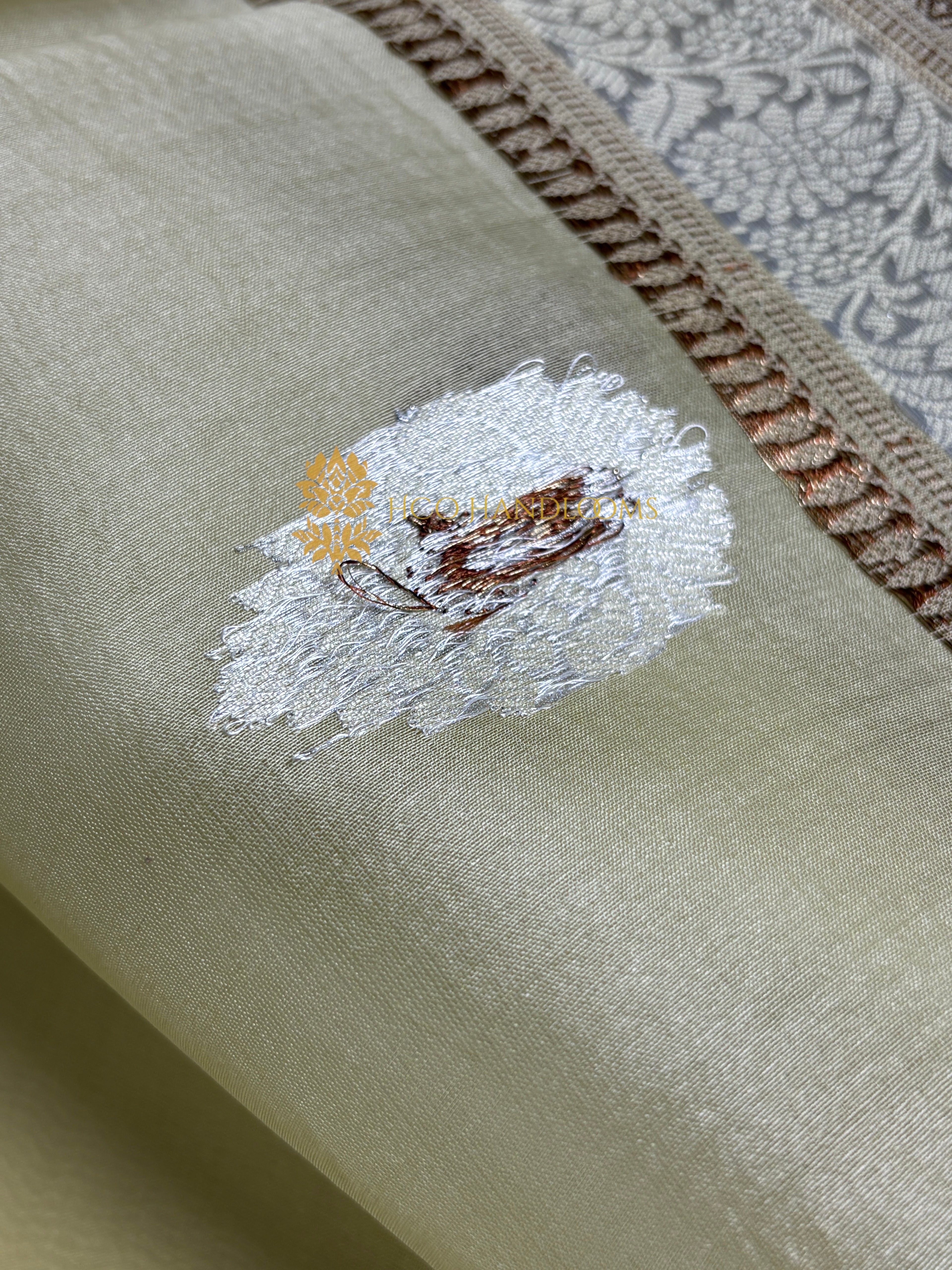 Light Pista Pure Kora Silk Handloom Banarasi Saree - All Over Kadhua Motifs