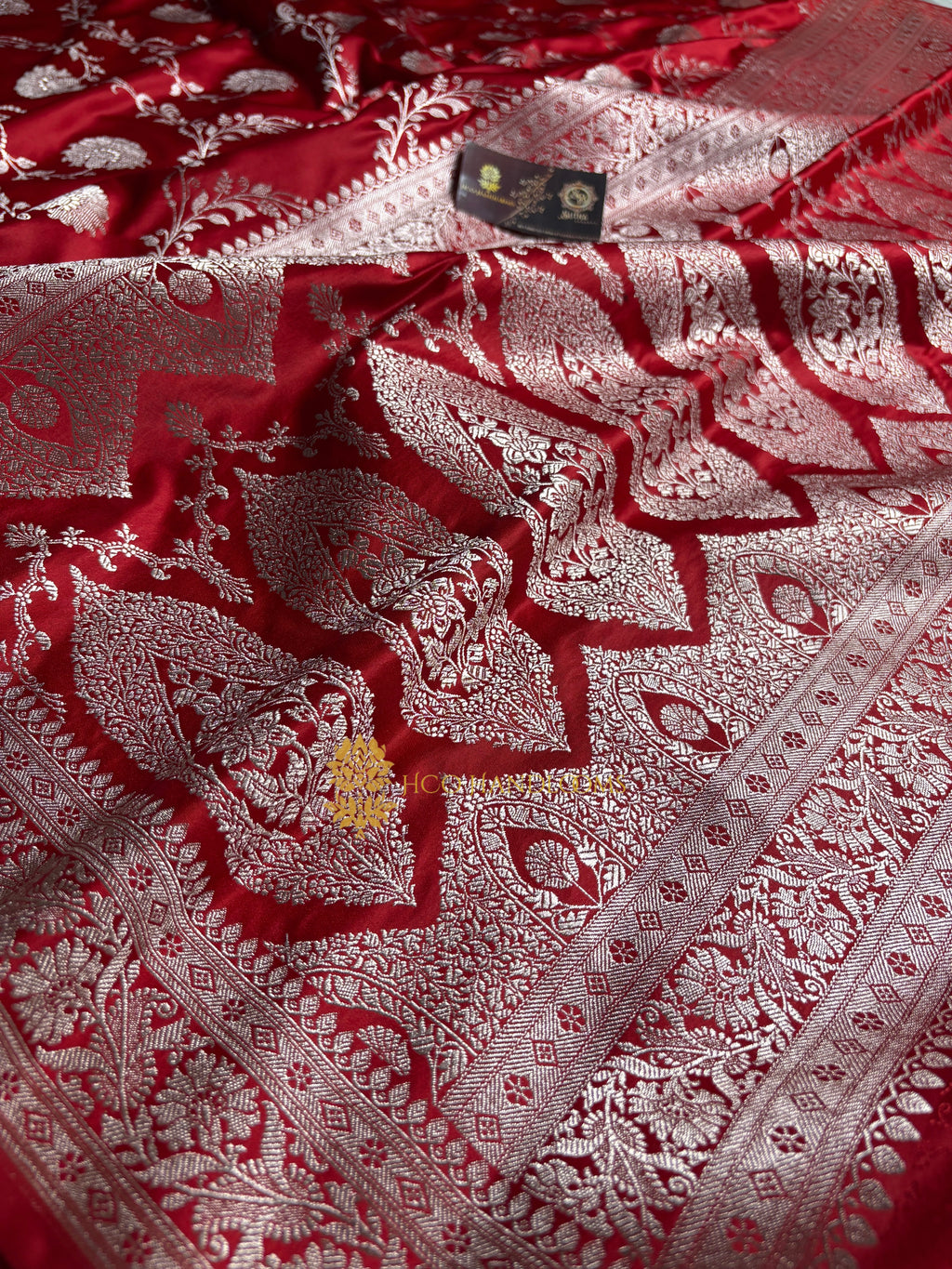 Red Premium Mashru Katan Silk Floral Jangla Banarasi Saree