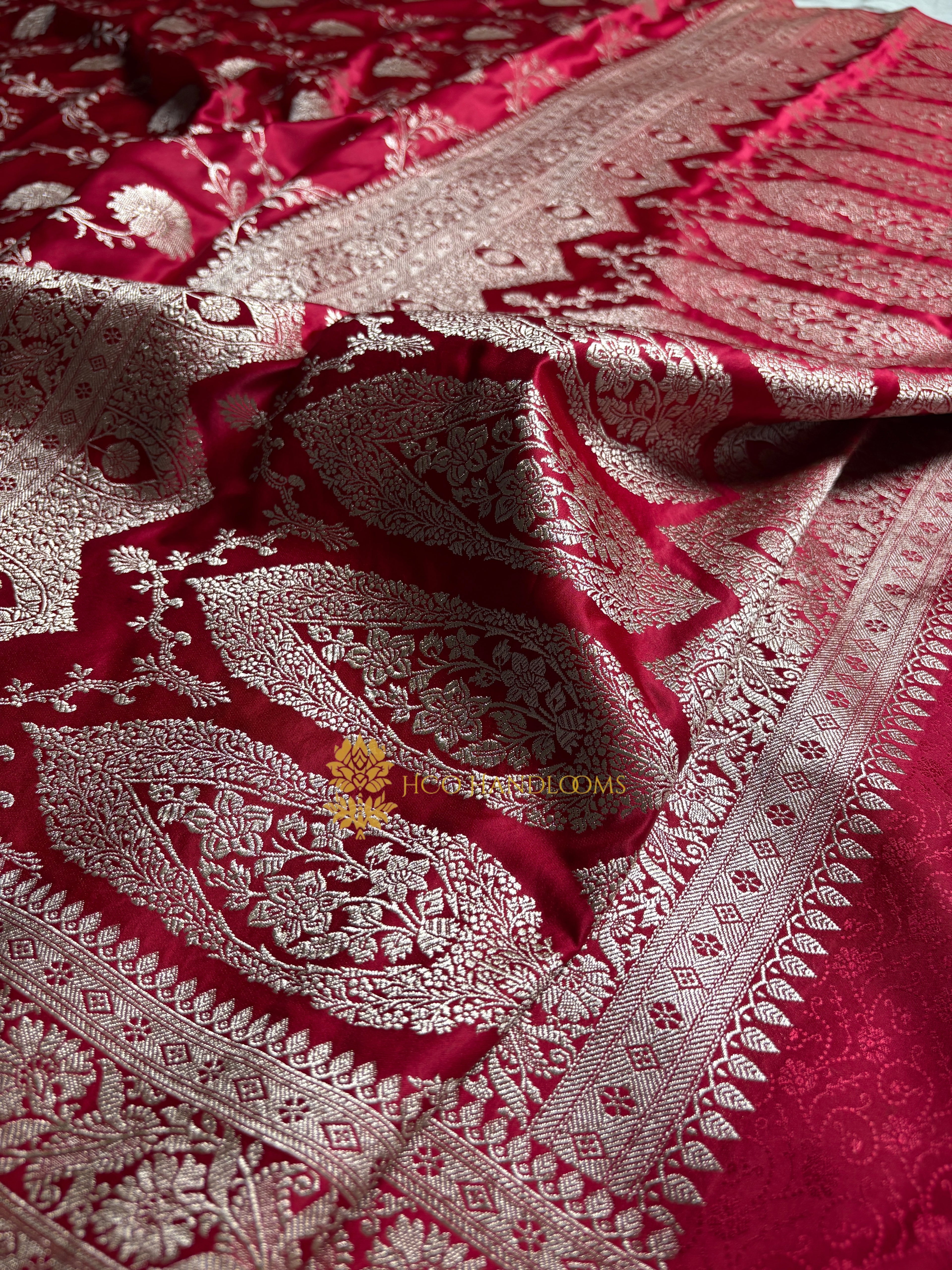 Cherry Premium Mashru Katan Silk Floral Jangla Banarasi Saree