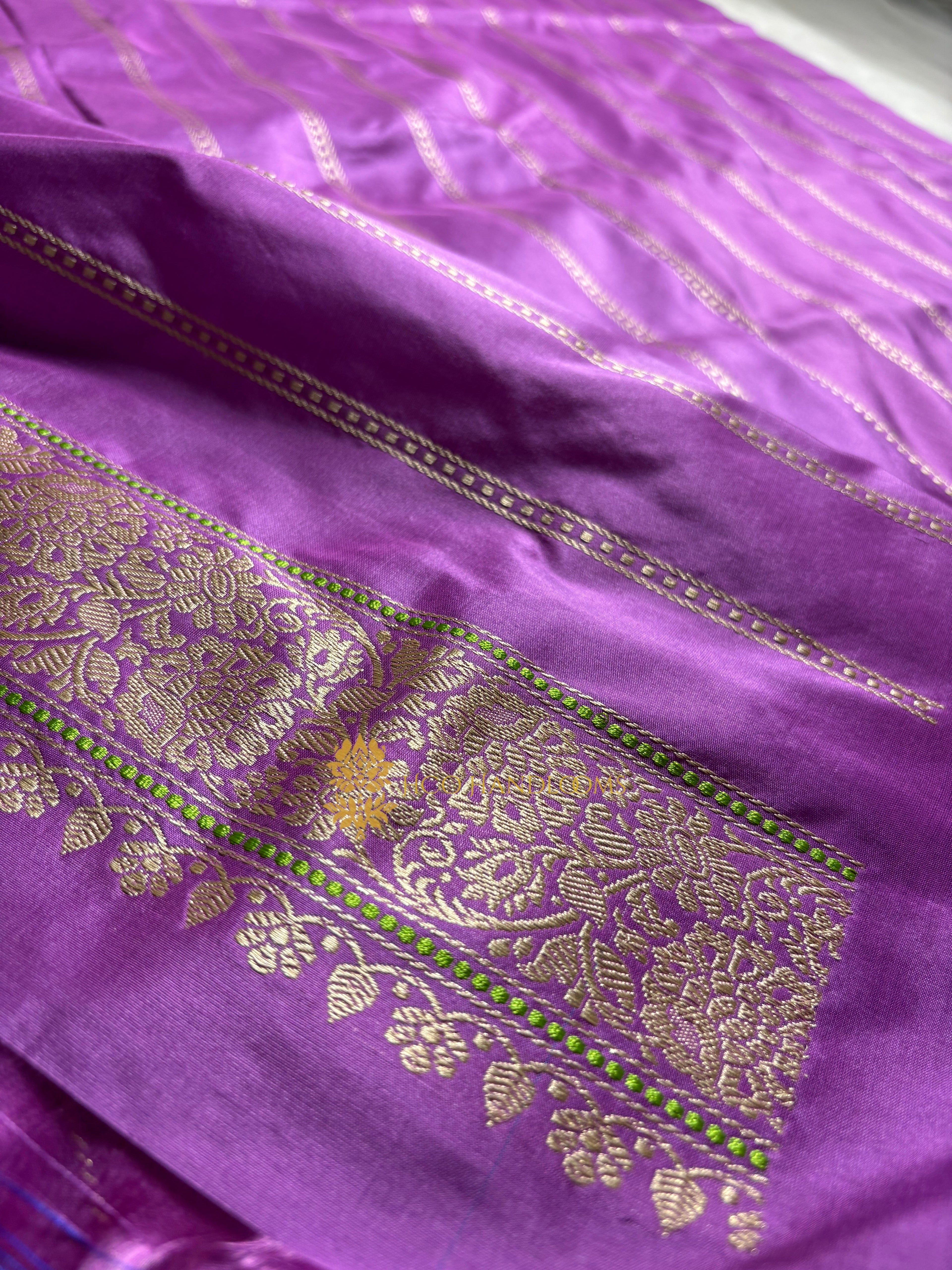 Pure Katan Silk Handloom Banarasi Saree - All Over Kadhua Motifs