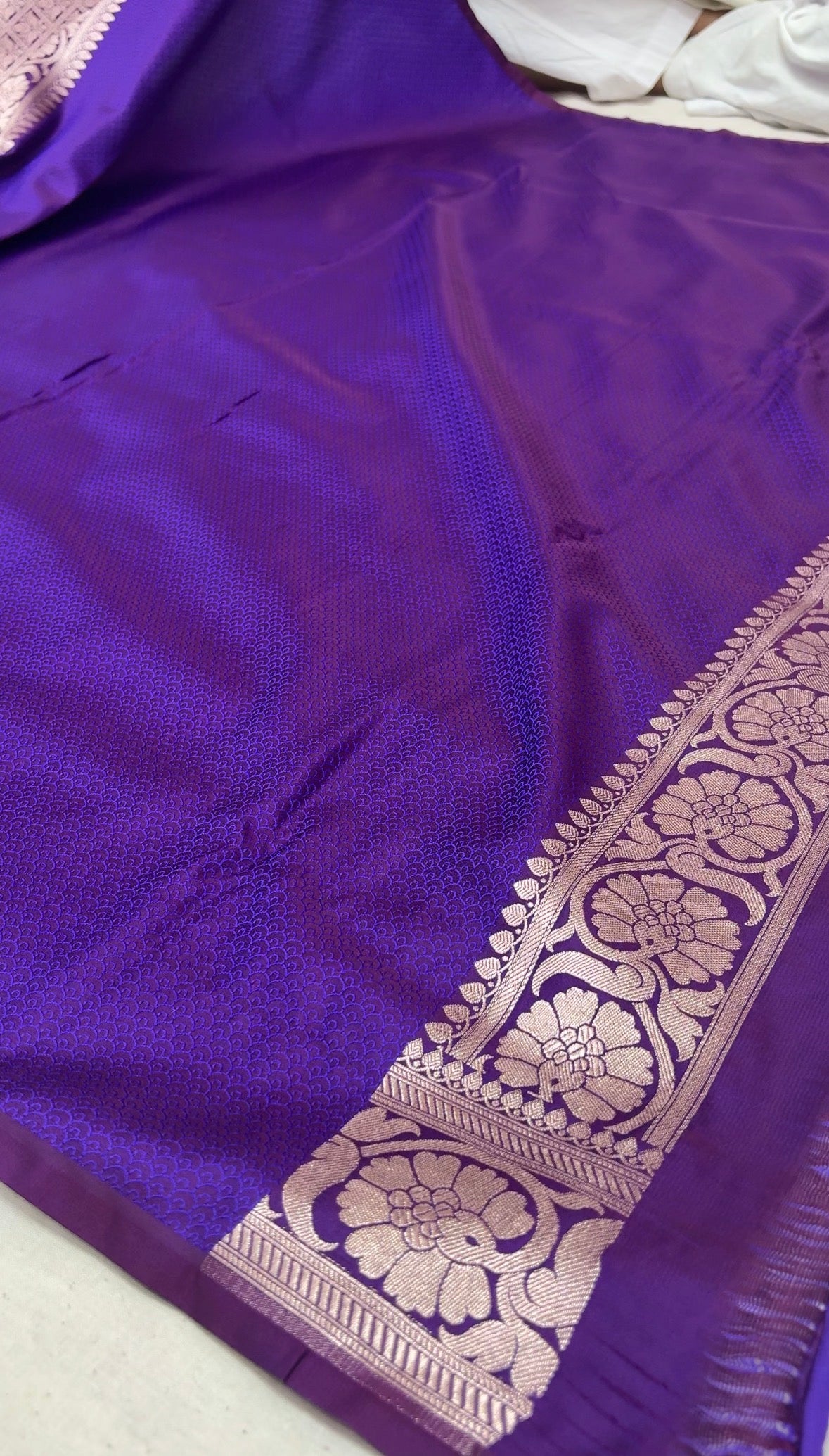 Purple Premium Mashru Katan Silk Banarasi Saree - All Over Chand Tara Design