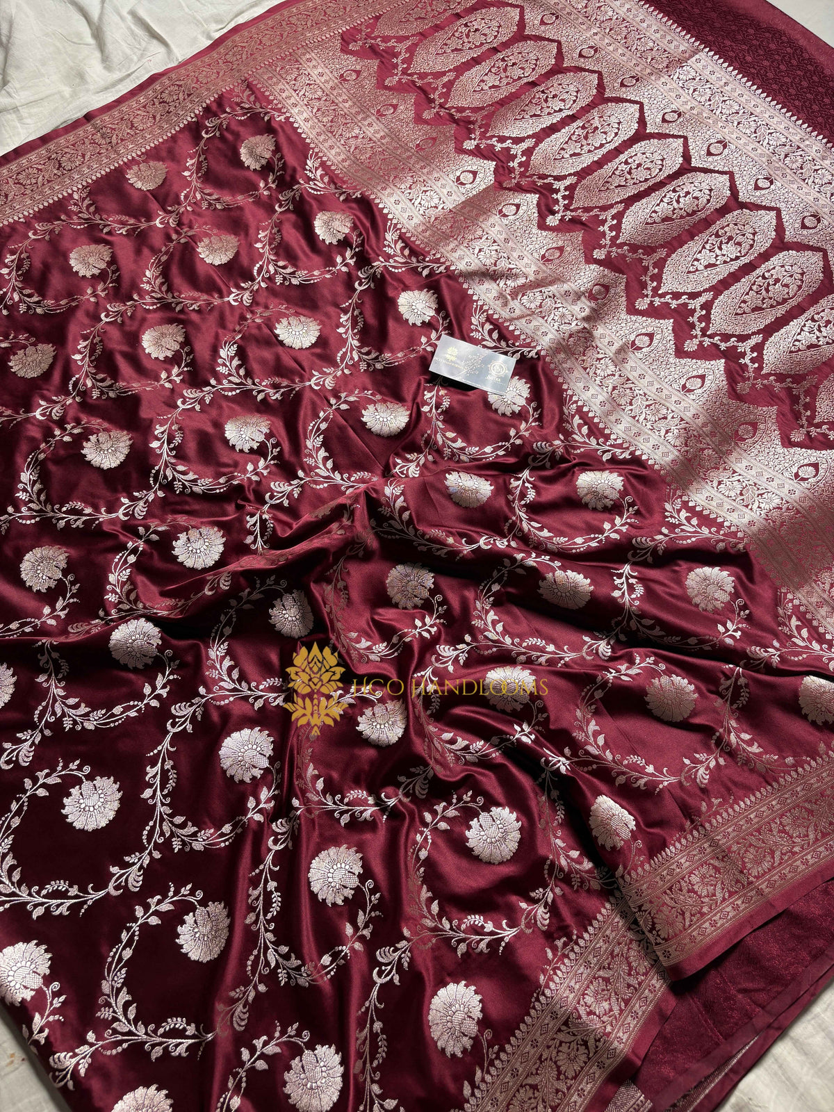 Wine Premium Mashru Katan Silk Floral Jangla Banarasi Saree