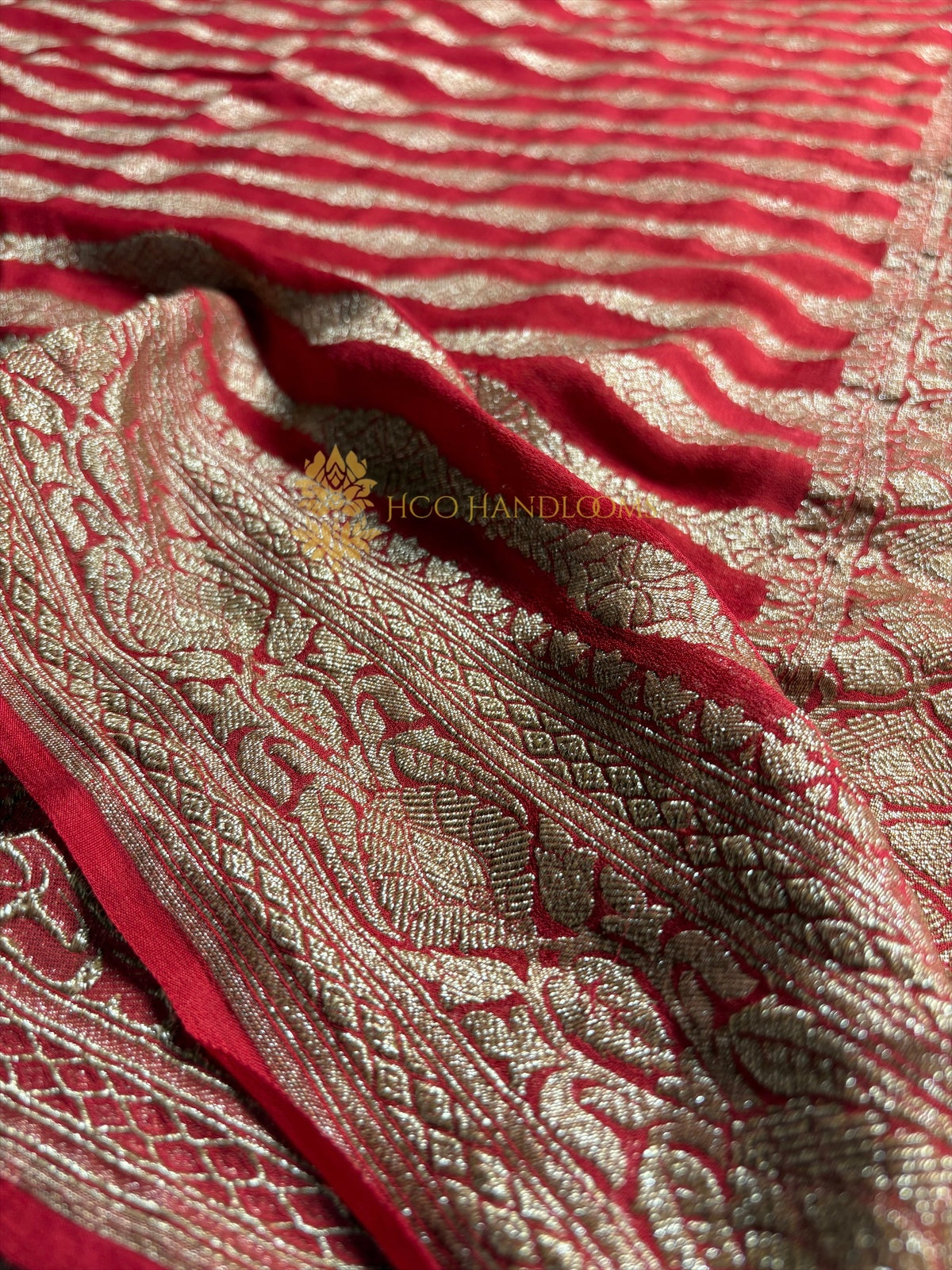 Red Pure Khaddi Georgette Silk Handloom Banarasi Saree - Antique Zari