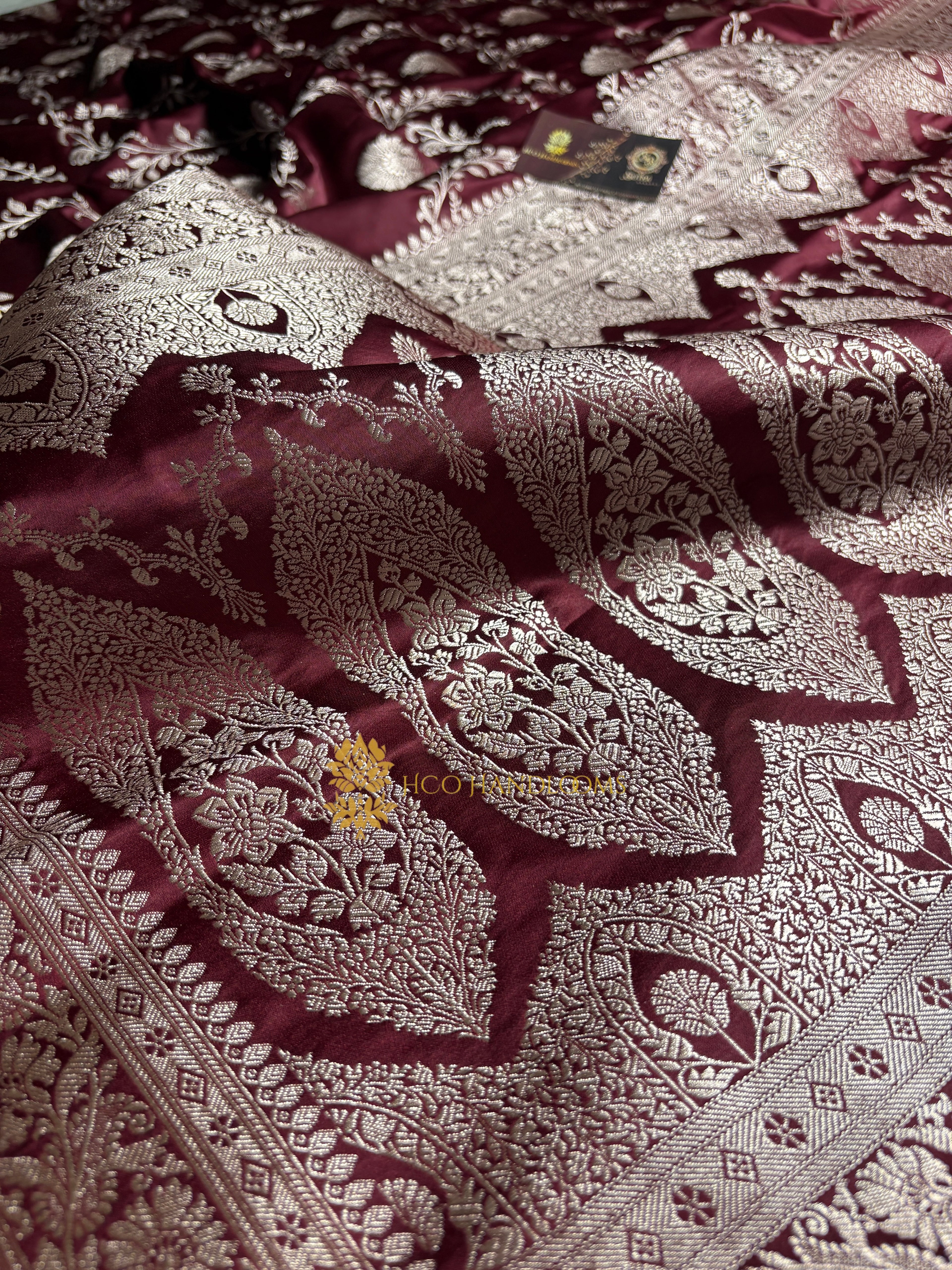 Wine Premium Mashru Katan Silk Floral Jangla Banarasi Saree