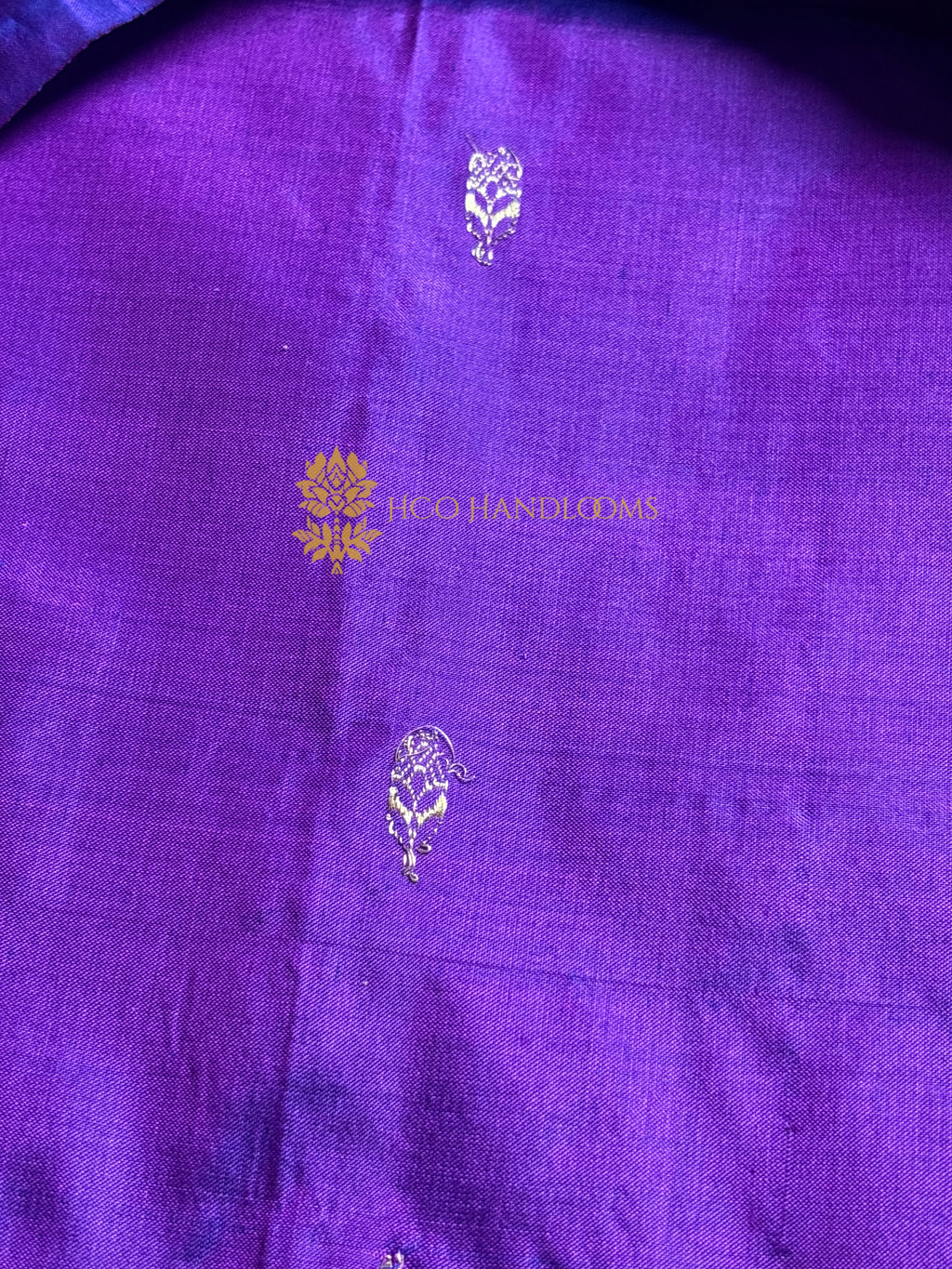 Purple Pure Katan Silk Handloom Banarasi Saree - All Over Kadhua Motifs