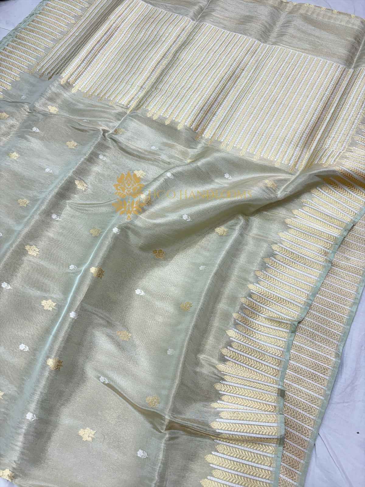 Pure Tissue Silk Handloom Banarasi Saree - All Over Kadhua Motifs