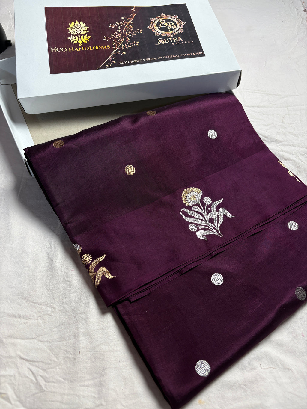 Wine Pure Mango Katan Silk Handloom Banarasi Saree - All Over Kadhua Motifs