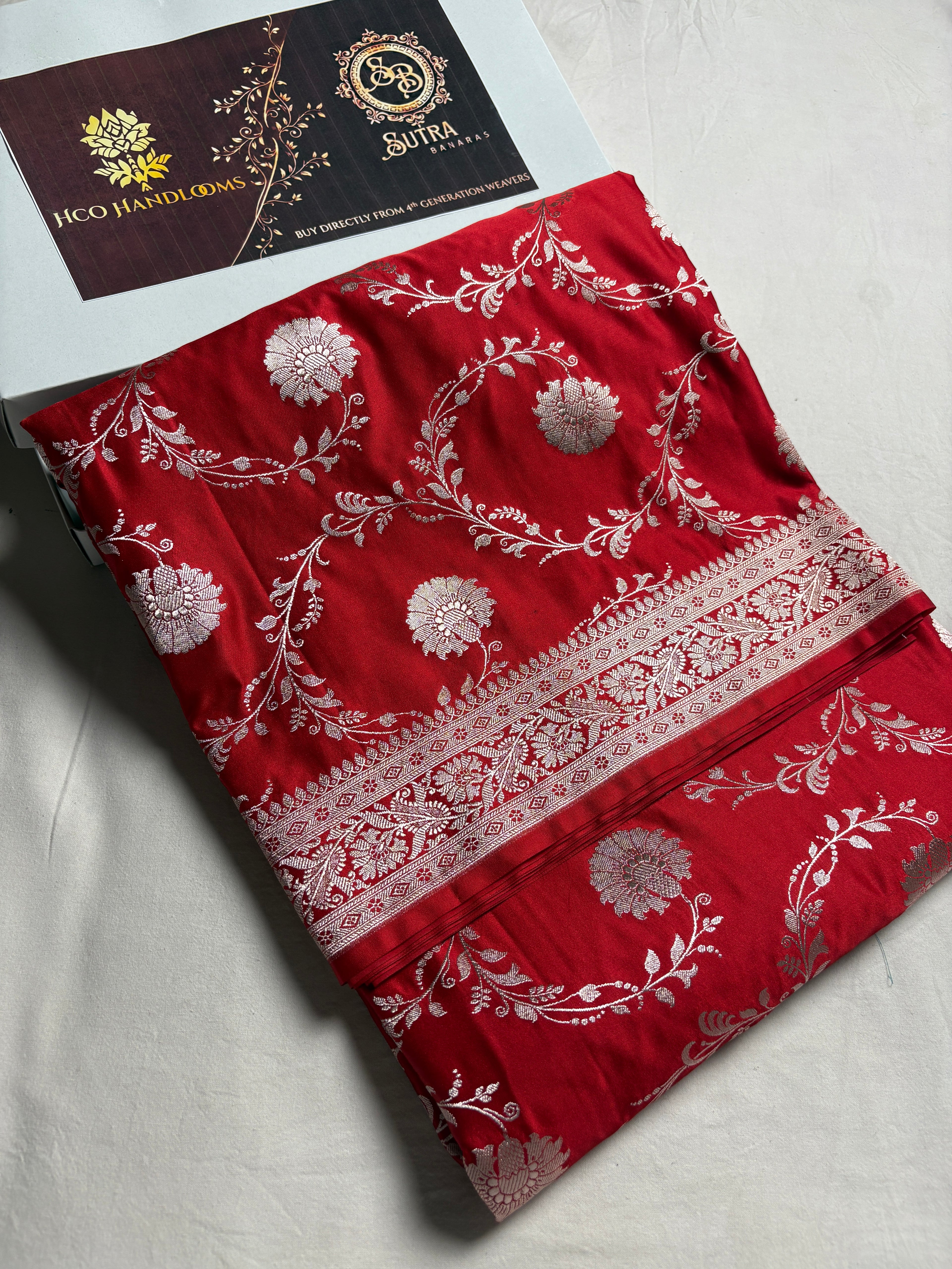 Red Premium Mashru Katan Silk Floral Jangla Banarasi Saree