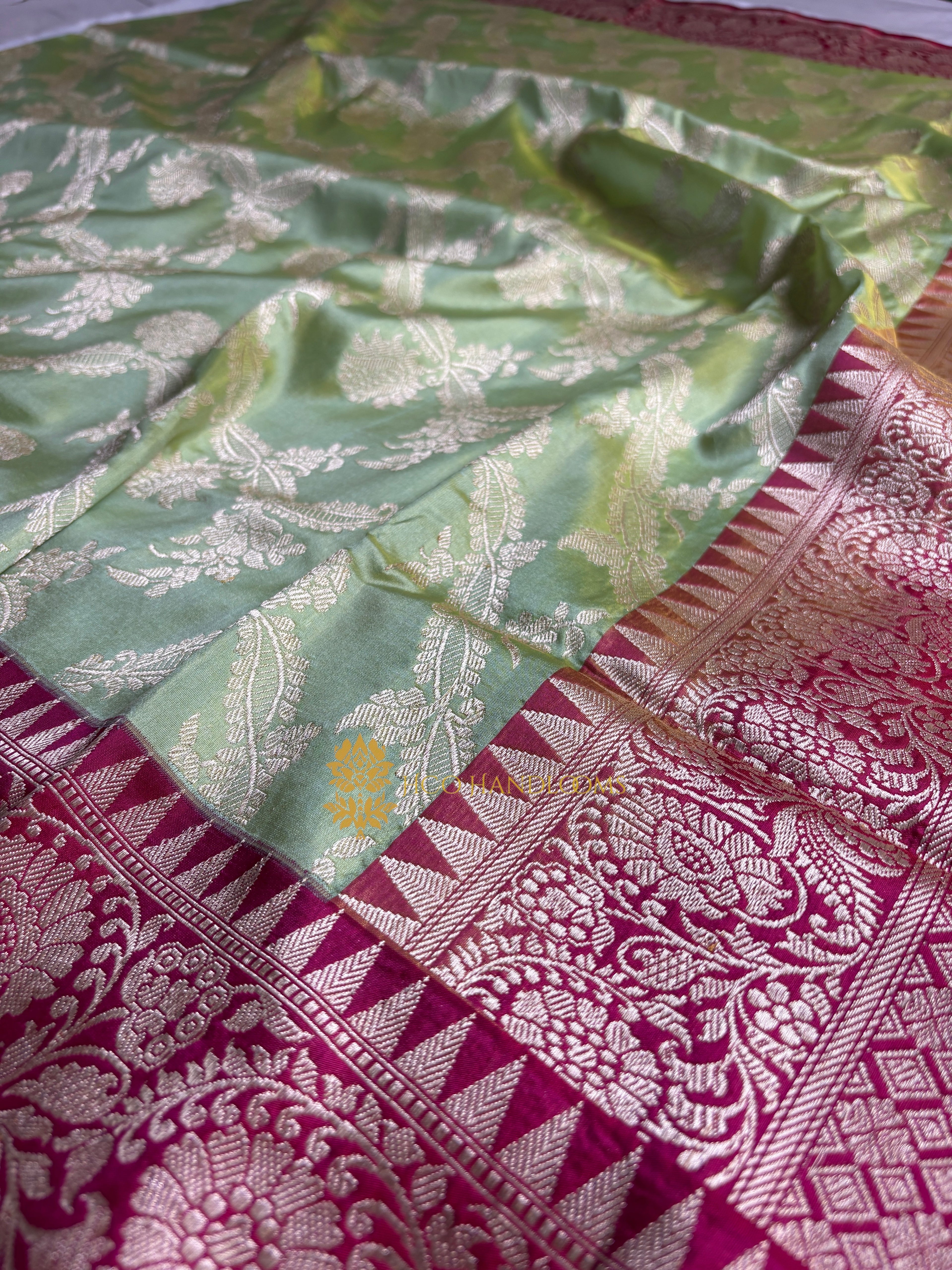Pure Katan Silk Handloom Banarasi Saree - All Over Kadhua Jangla