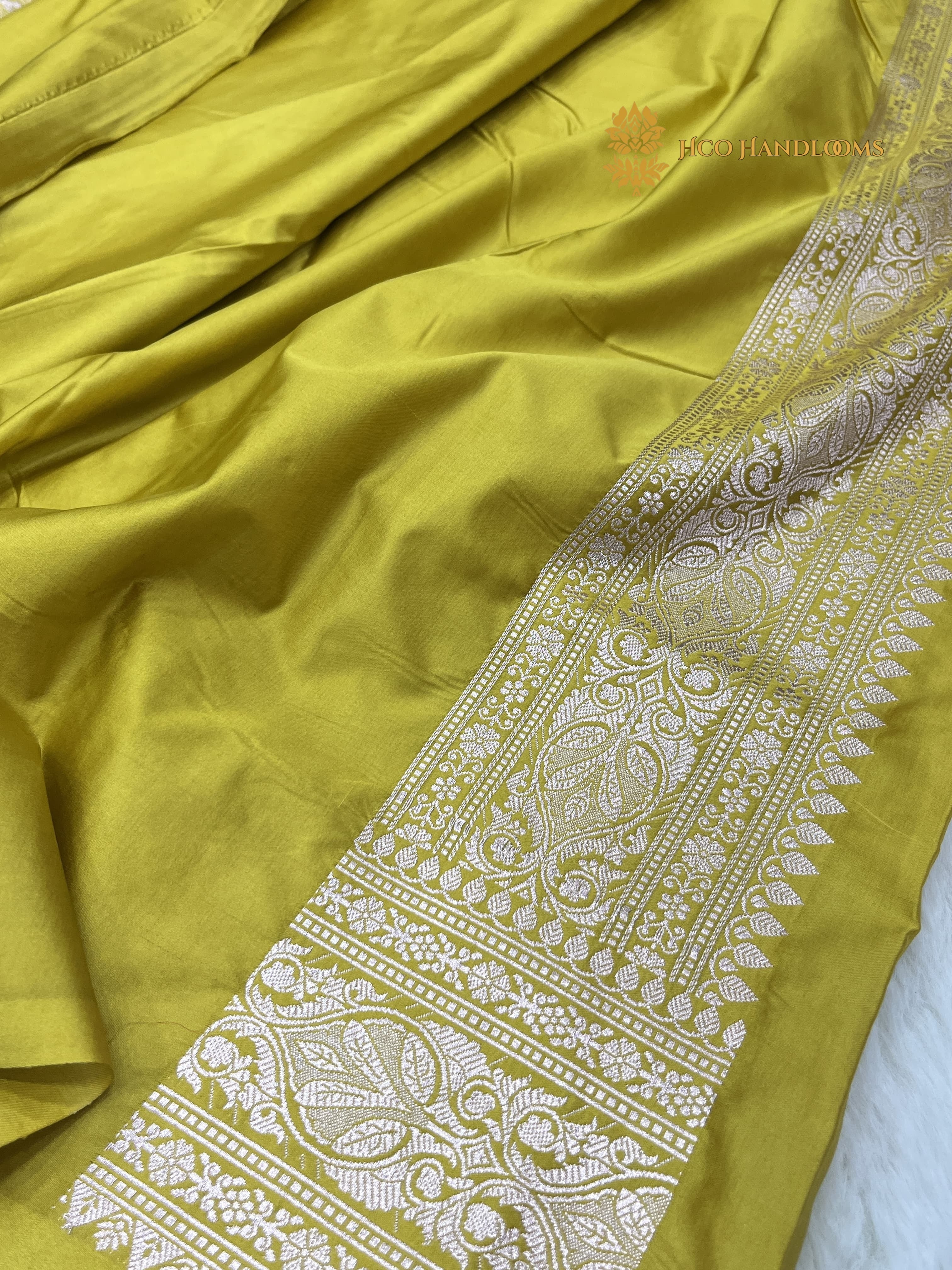 Mustard Green Premium Mashru Katan Silk Banarasi Saree - All Over Motifs