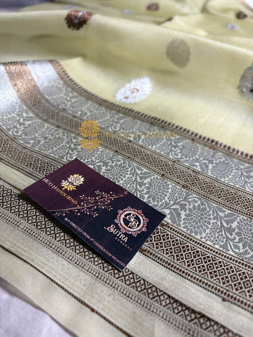 Light Pista Pure Kora Silk Handloom Banarasi Saree - All Over Kadhua Motifs