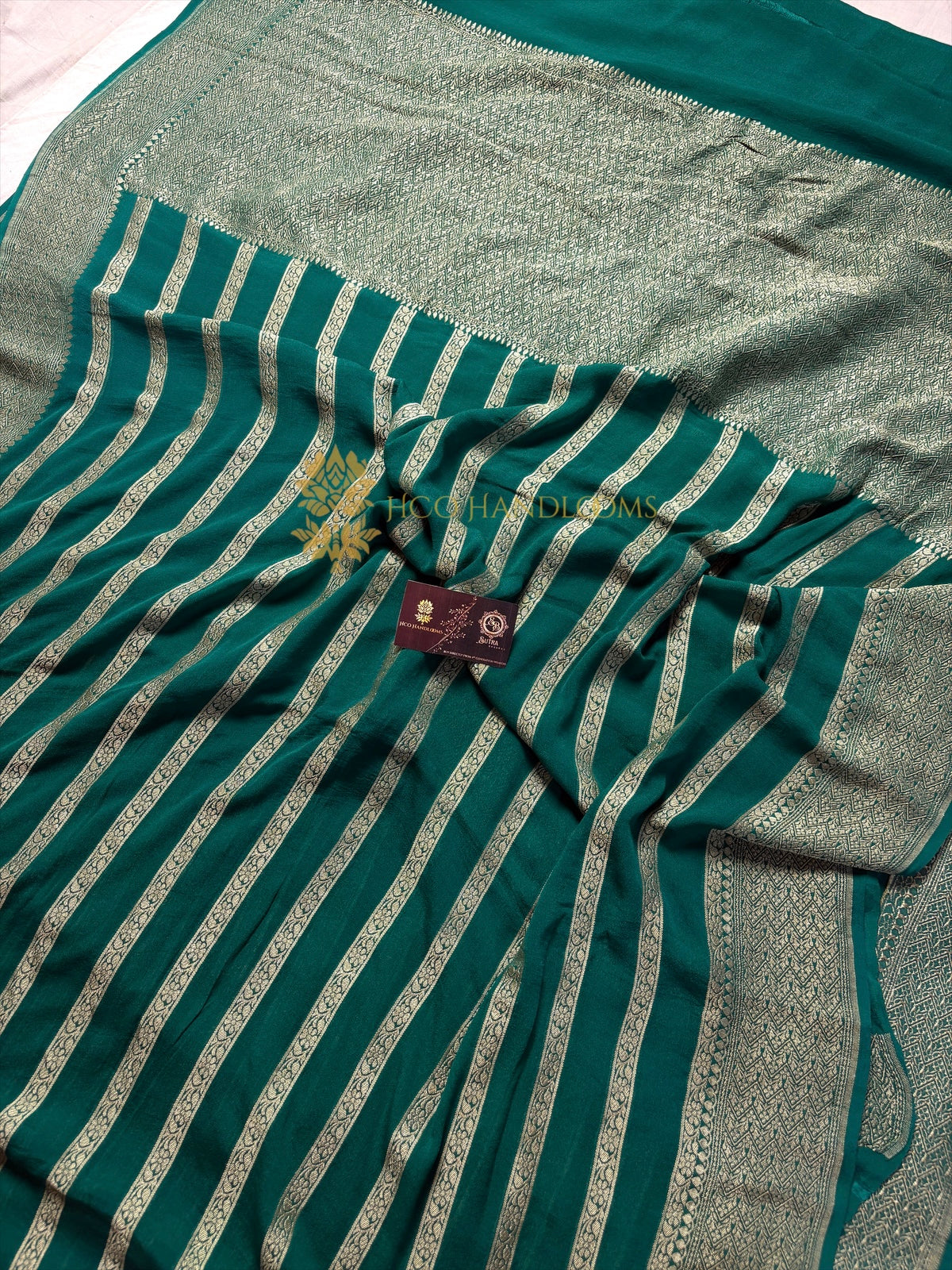 Emerald Green Pure Khaddi Georgette Silk Handloom Banarasi Saree - Water Zari