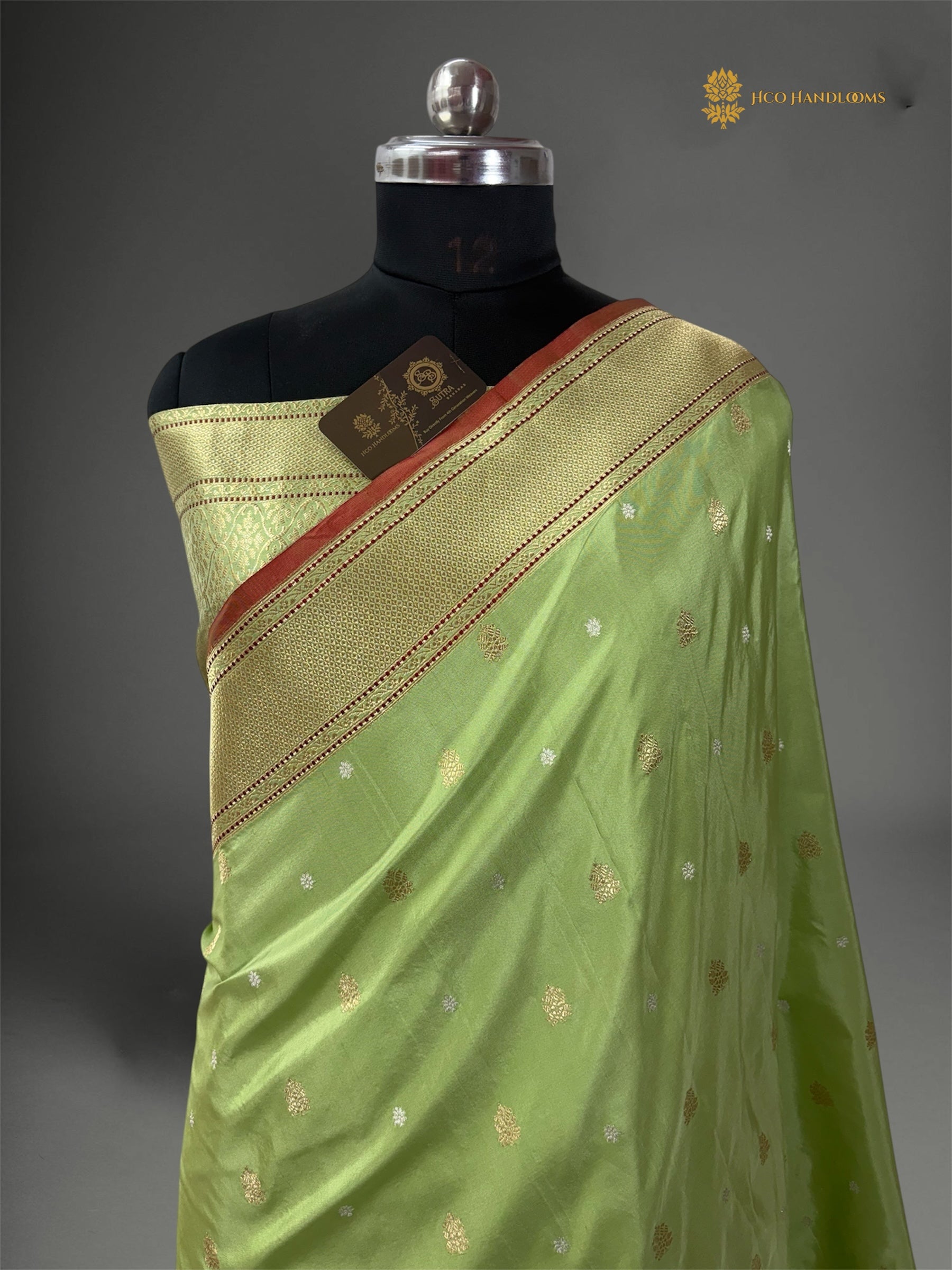 Pure Katan Silk Handloom Banarasi saree - All Over Kadhua Motifs