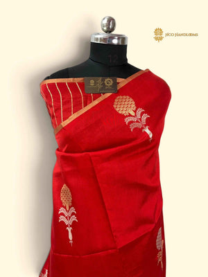 Red Pure Mango Katan Silk Handloom Banarasi Saree - All Over Boota