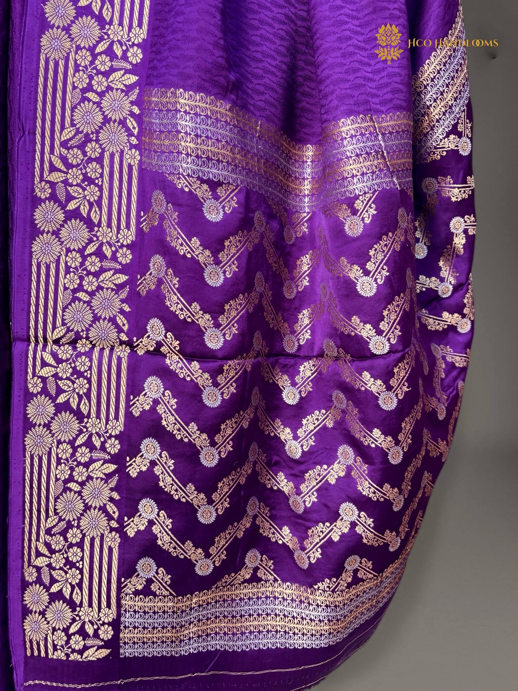 Premium Mashru Crepe Satin Silk Banarasi Saree - All Over Leafs Motifs