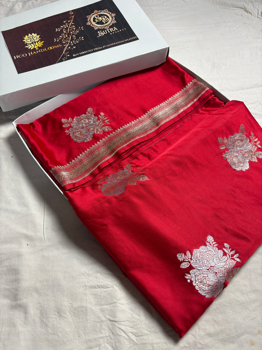 Premium Mashru Katan Silk Floral Motifs Banarasi Saree
