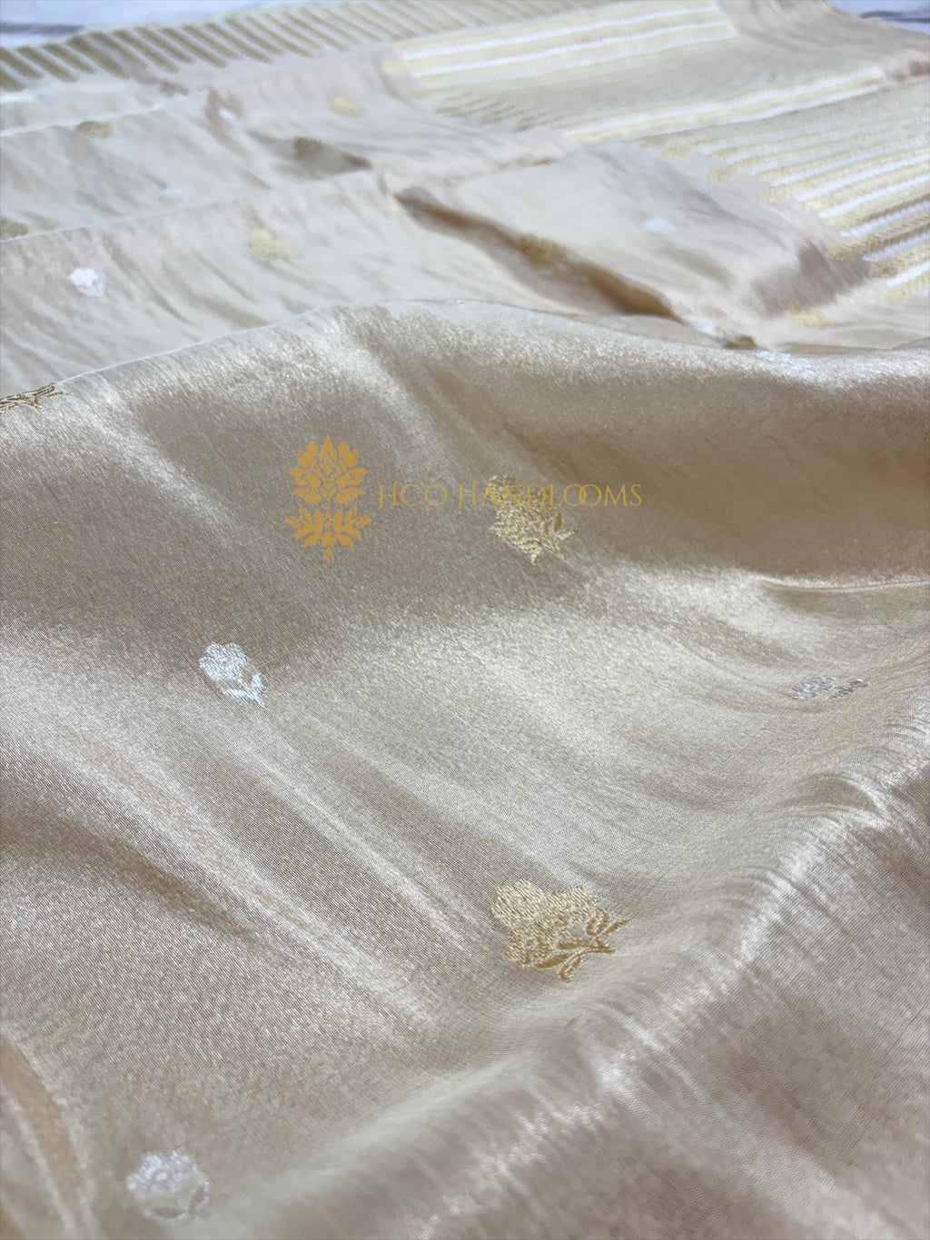 Pure Tissue Silk Handloom Banarasi Saree - All Over Kadhua Motifs
