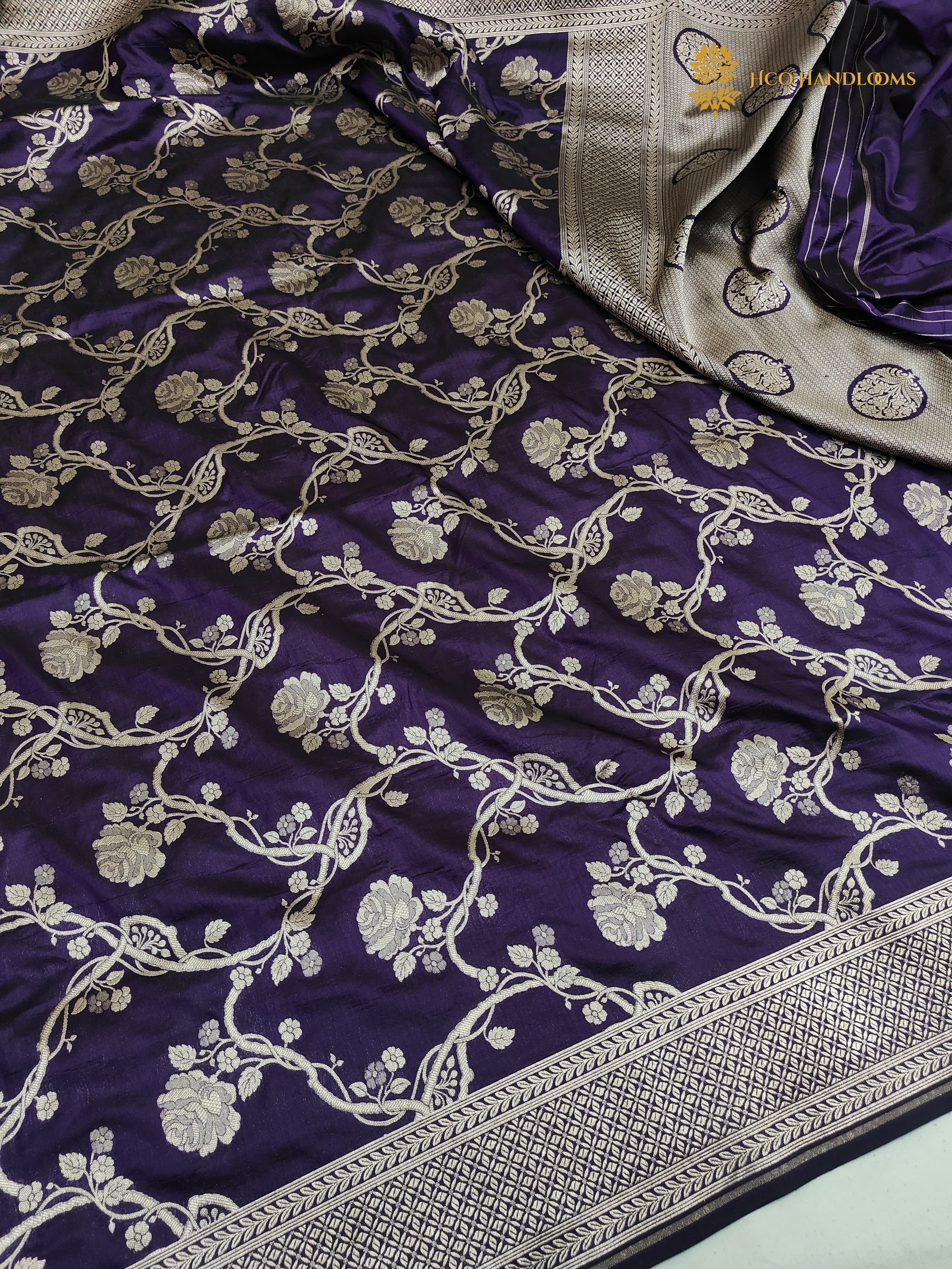 Regal Deep Purple Pure Katan Silk Handloom Banarasi Saree - All Over Floral Vines