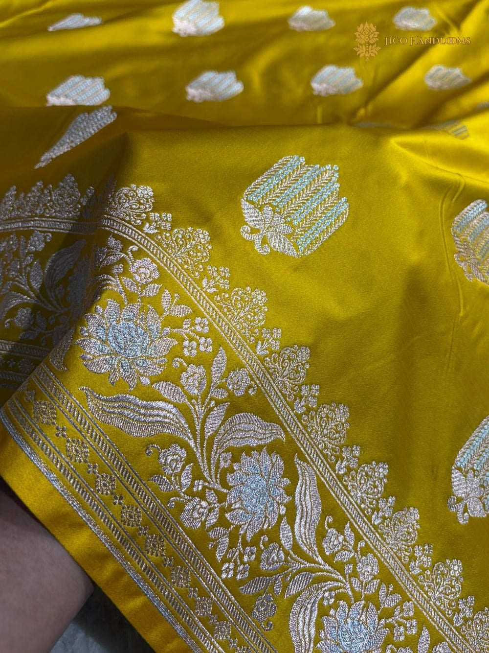 Premium Mashru Katan Silk Banarasi Saree - All Over Motifs