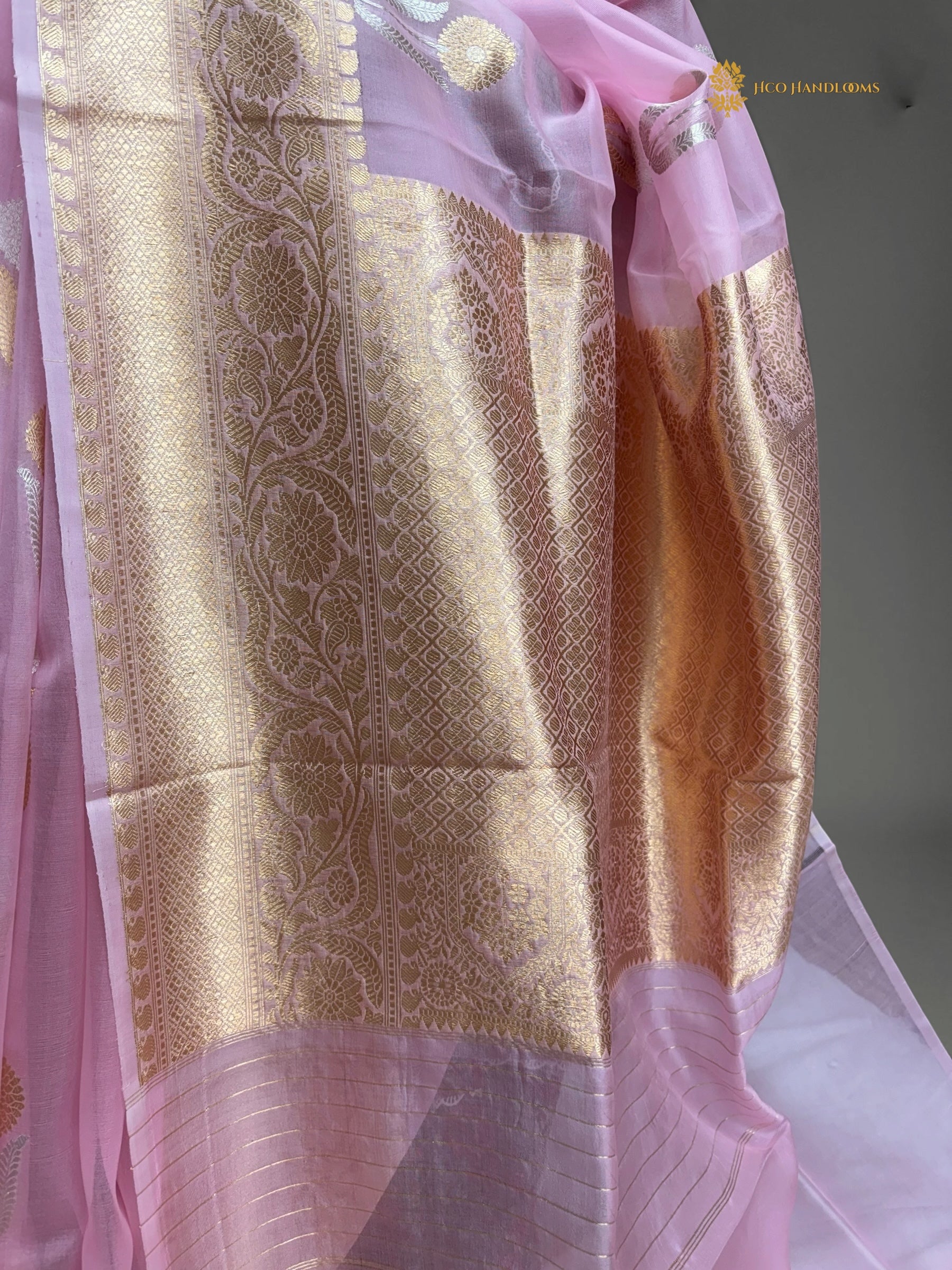 Baby Pink Pure Kora Silk Handloom Kadhua Banarasi Saree - All Over Floral Motifs