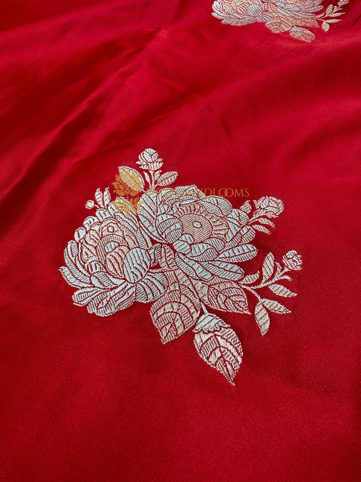 Premium Mashru Katan Silk Floral Motifs Banarasi Saree