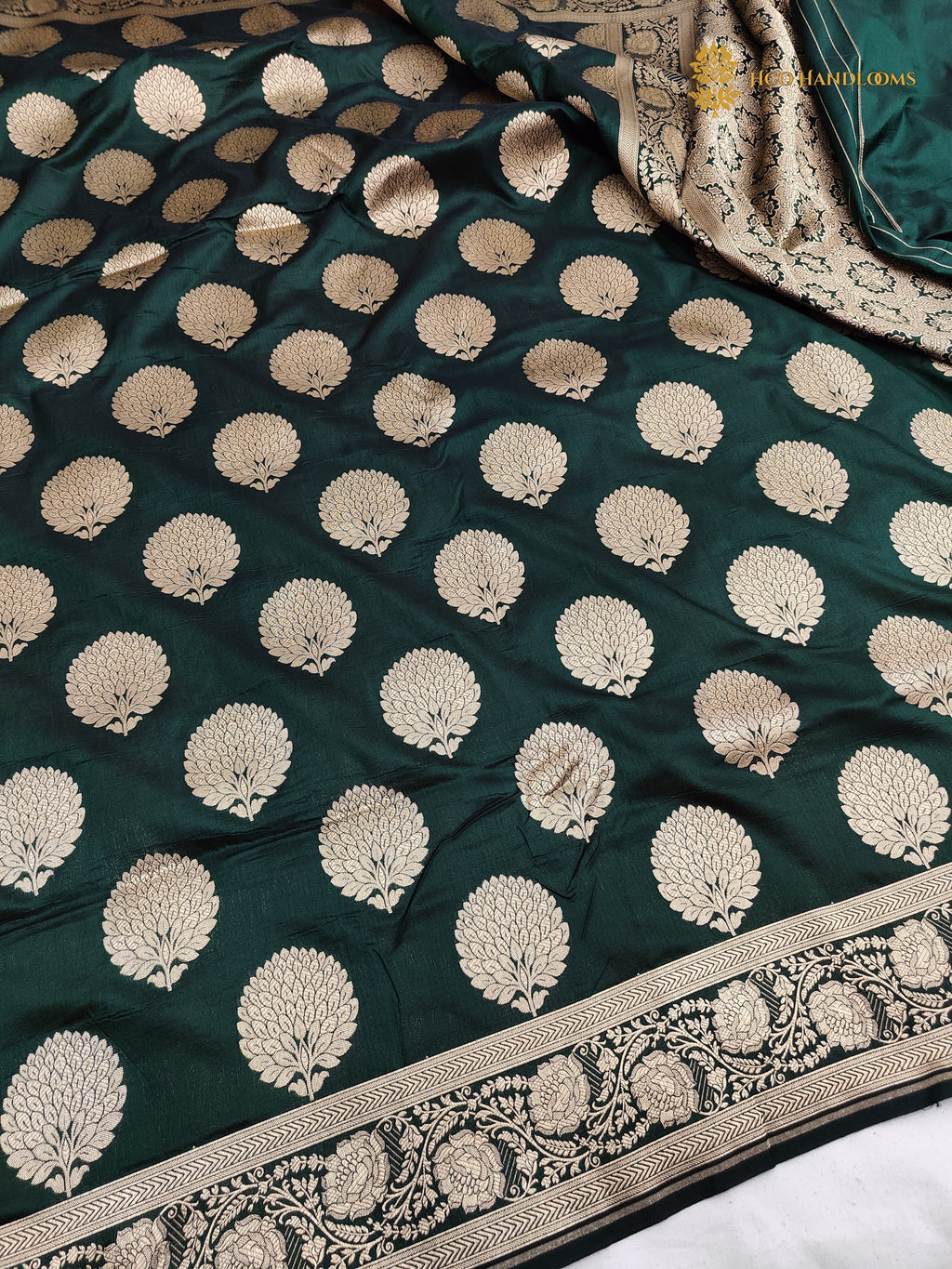 Bottle Green Pure Katan Silk Handloom Banarasi Saree - All Over Motifs