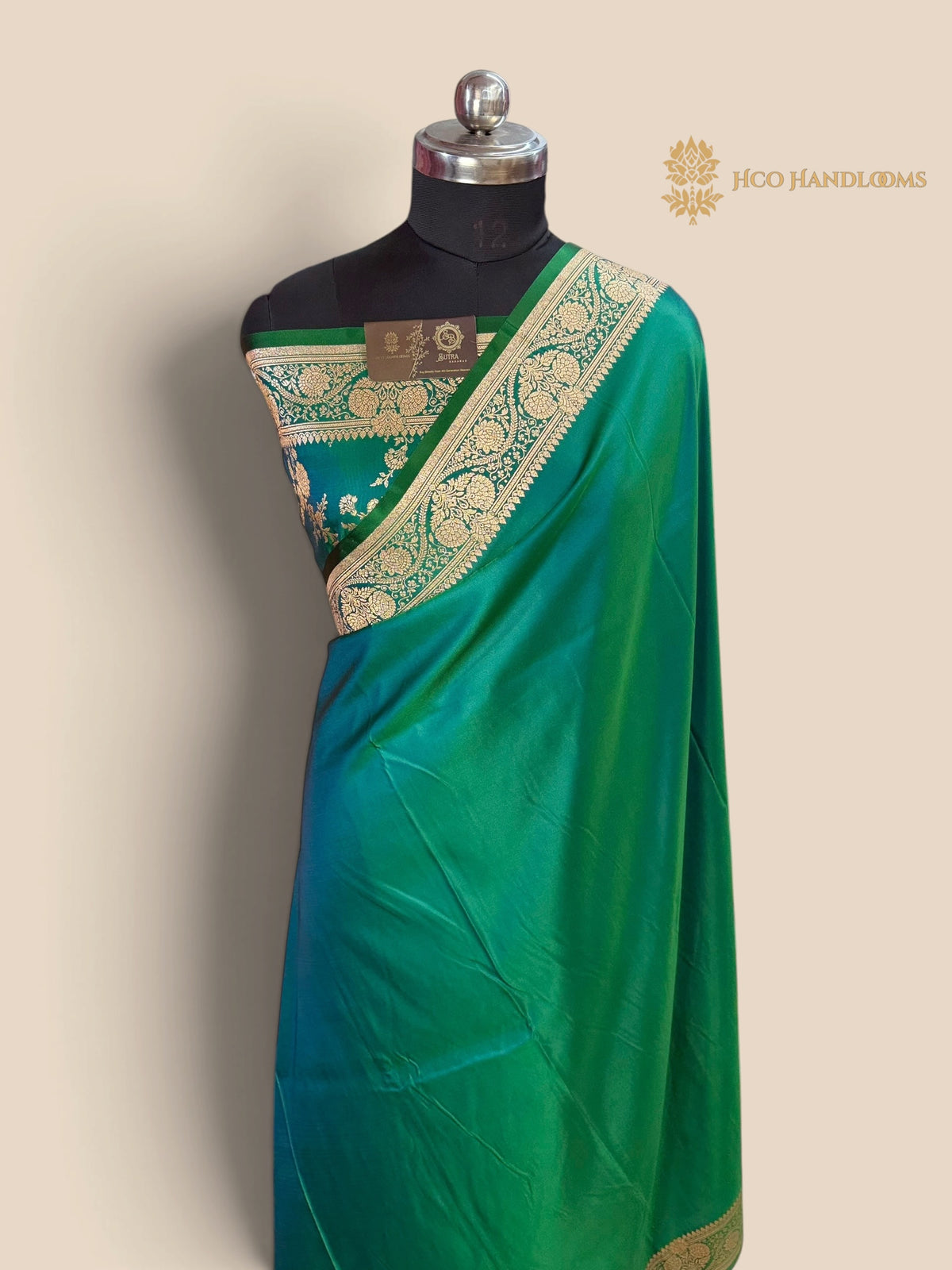 Dual Shade Green Premium Mashru Katan Satin Silk Banarasi Saree with Plain Body