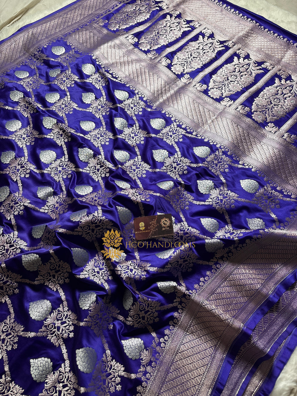 Premium Mashru Katan Silk Floral Jangla Banarasi Saree