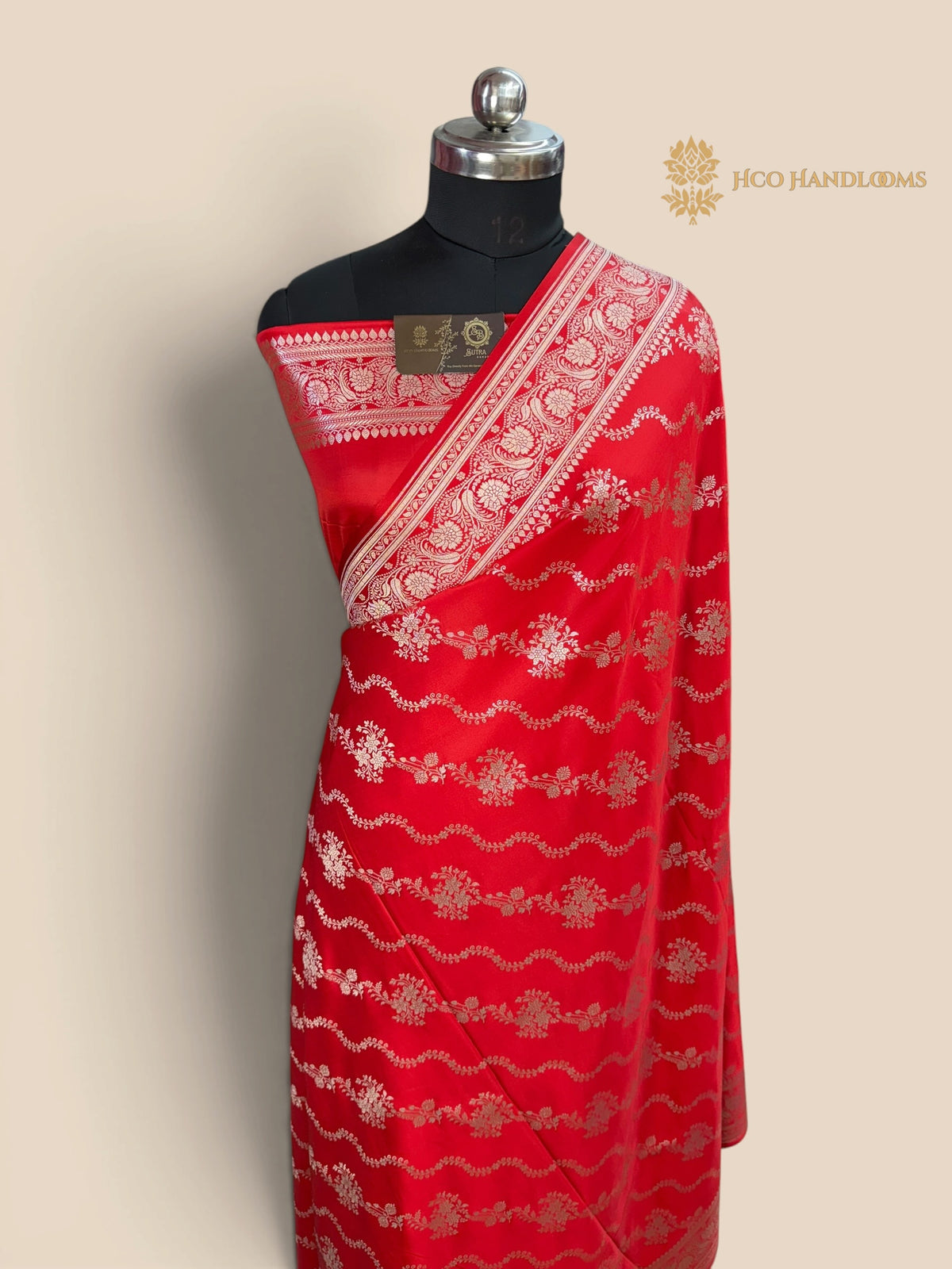 Red Premium Mashru Katan Silk Banarasi Saree - Lahariya