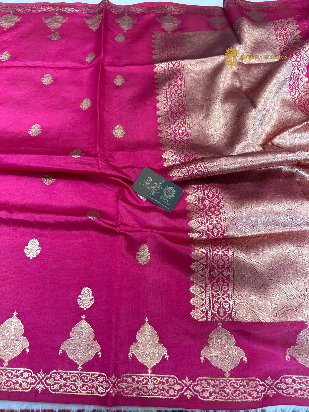 Rani Pink Pure Raw Mango Katan Silk Handloom Banarasi Saree - Kadhua Motifs