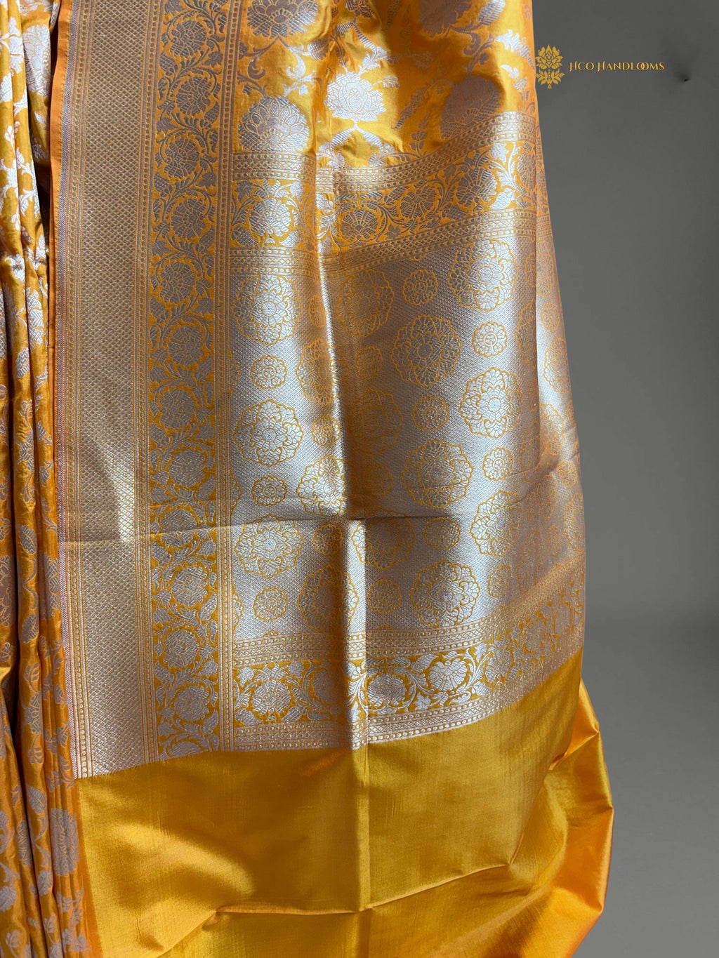 Regal Pure Katan Silk Handloom Banarasi Saree - All Over Jaal Work