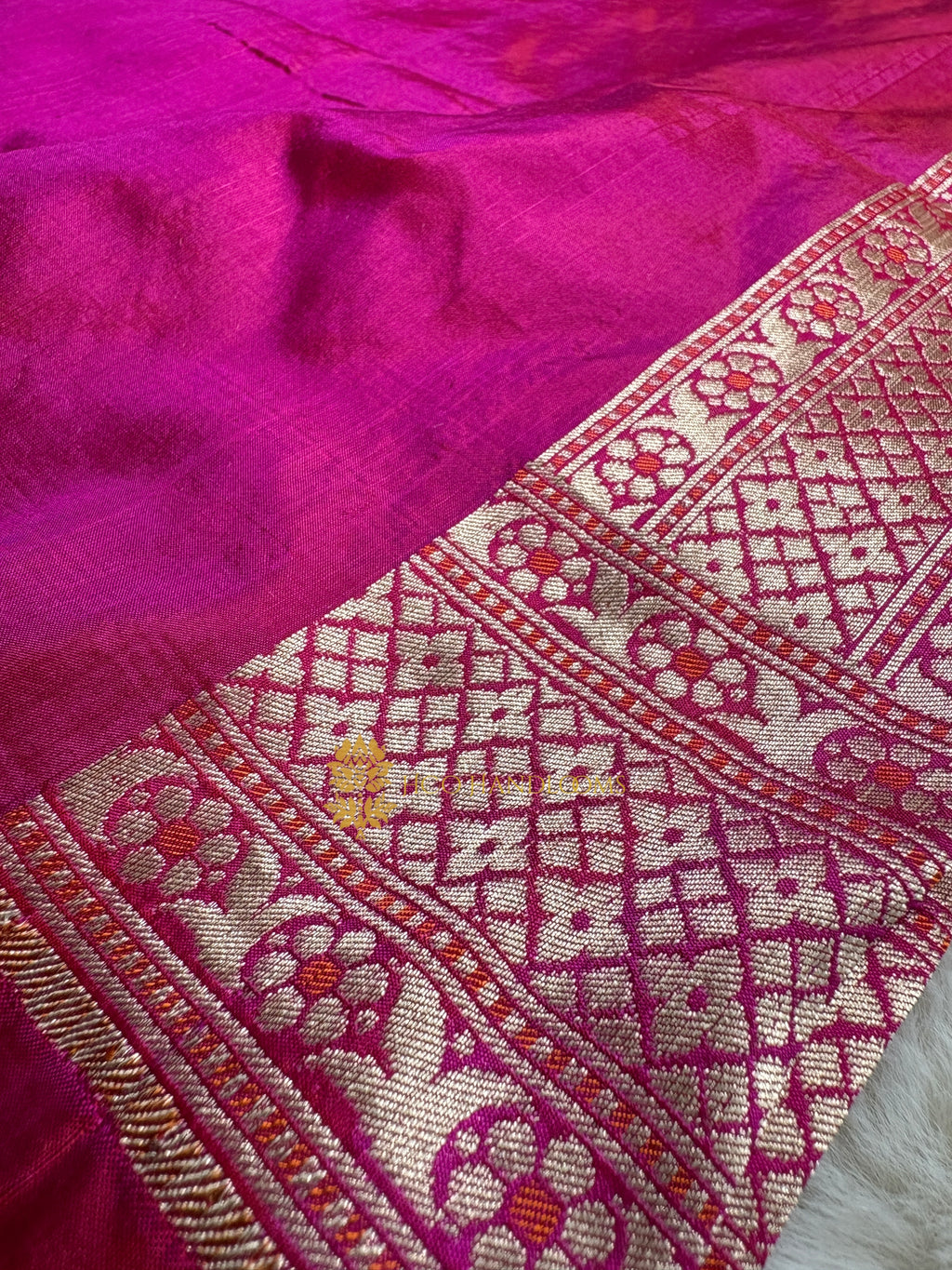 Pure Katan Silk Handloom Banarasi Saree - All Over Jangla