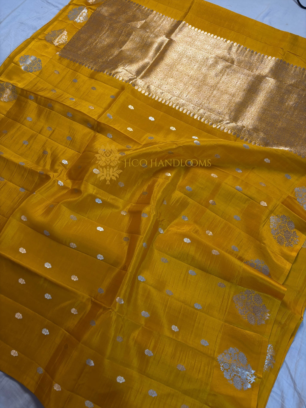 Pure Raw Mango Silk Handloom Banarasi Saree - All Over Kadhua Motifs