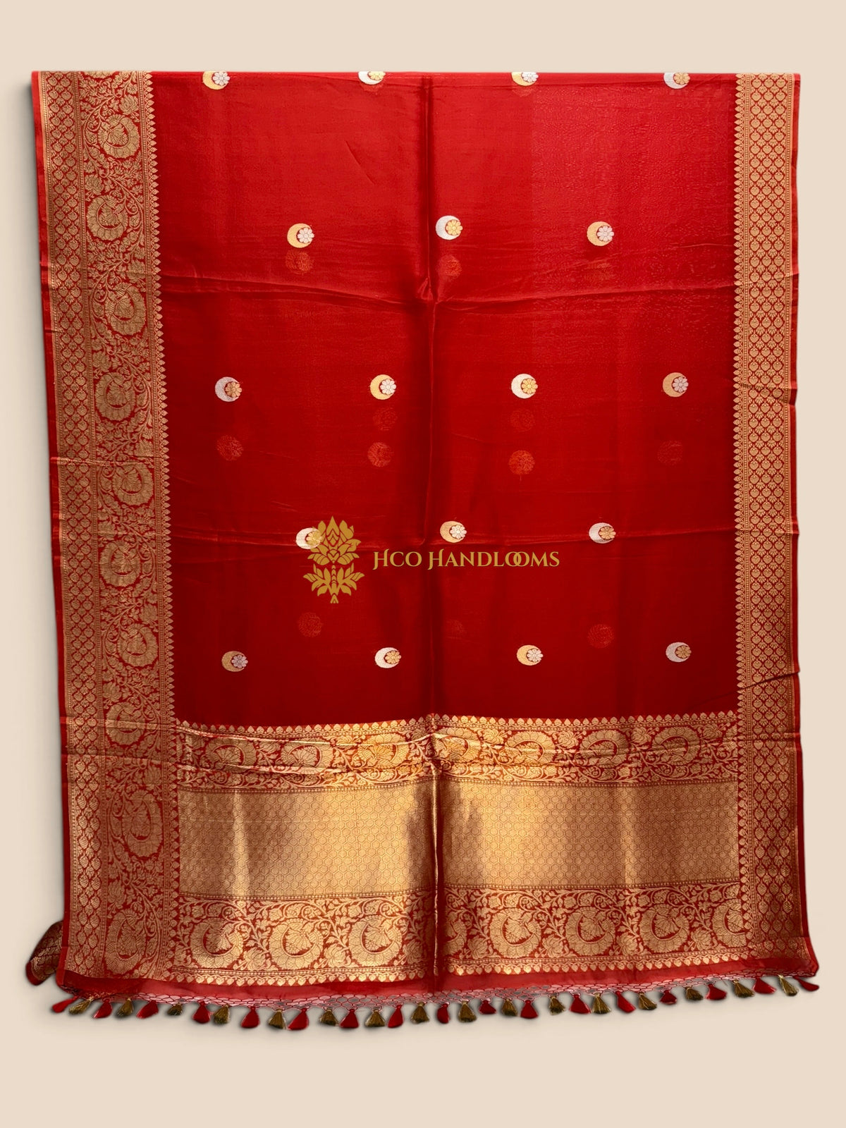 Pure Kora Silk Handloom Banarasi Saree - All Over Kadhua Chaand Tara Motifs