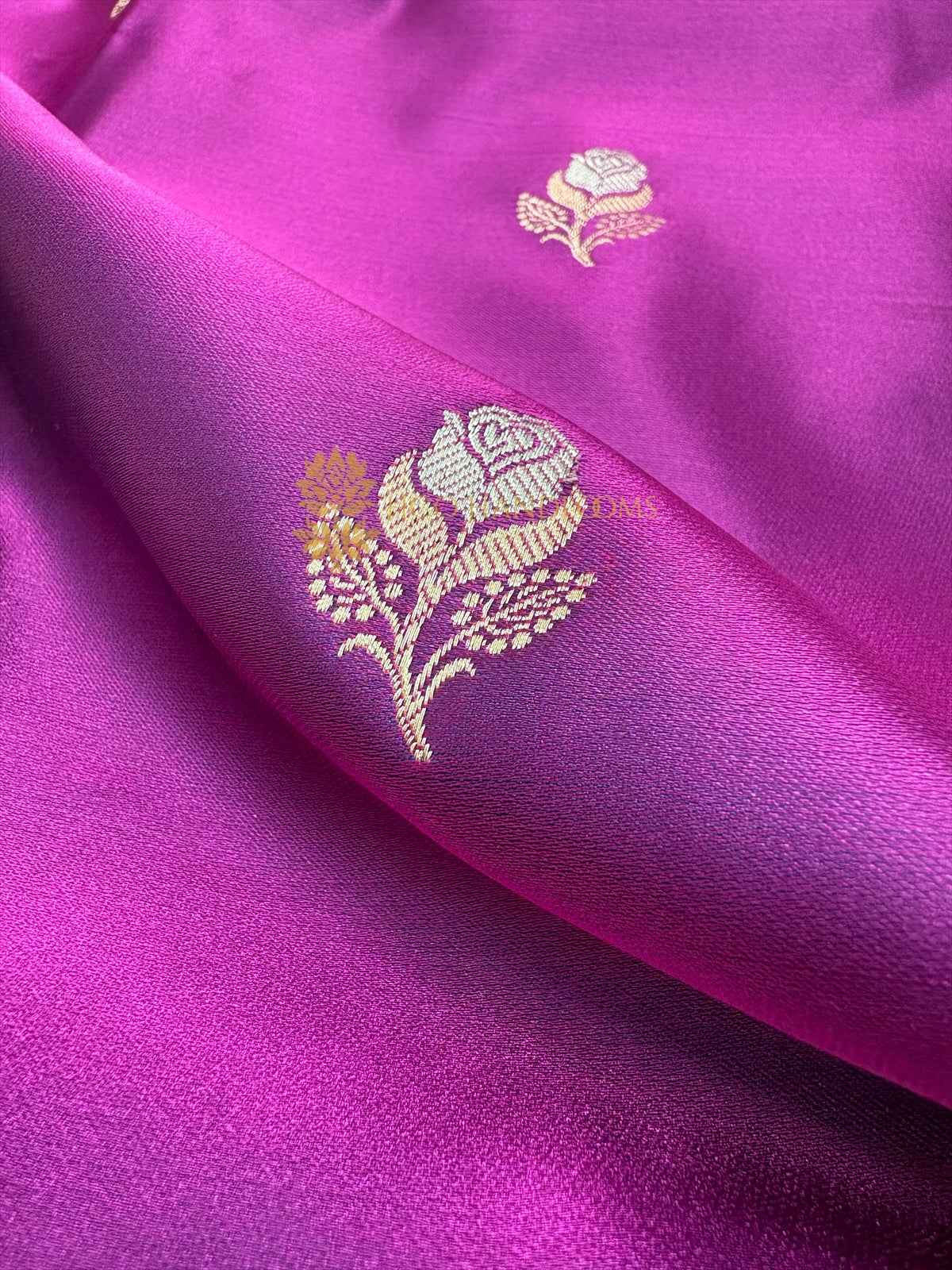 Premium Mashru Katan Silk Floral Motifs Banarasi Saree