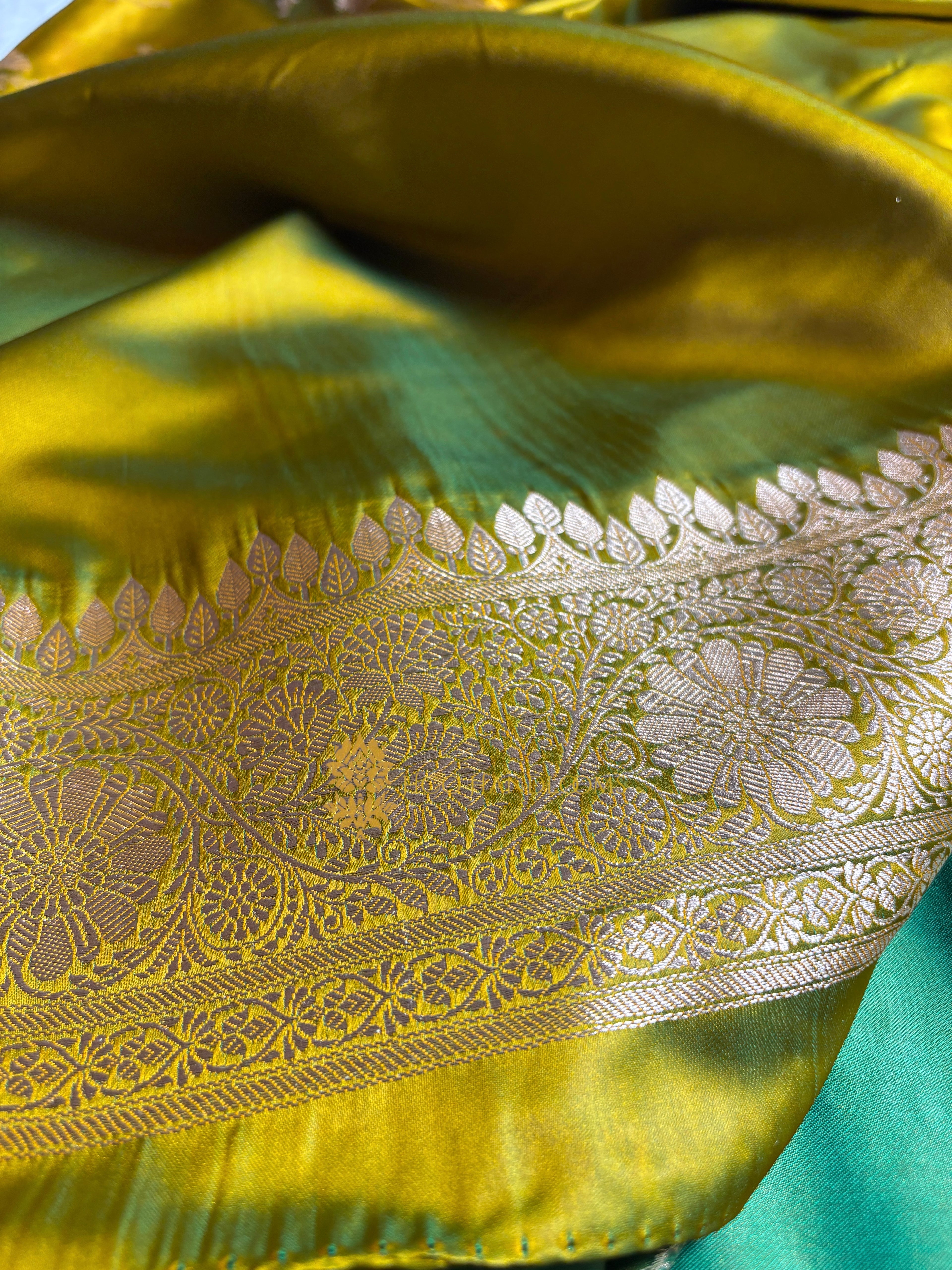Premium Mashru Katan Silk Jangla Banarasi Saree