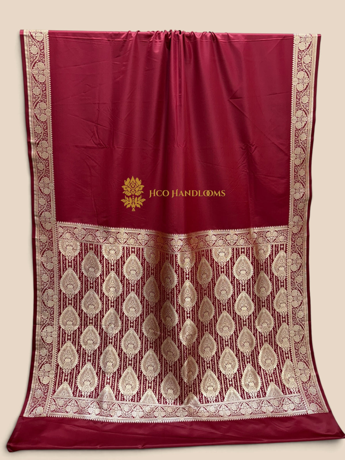 Red Premium Mashru Katan Satin Silk Banarasi Saree with Plain Body