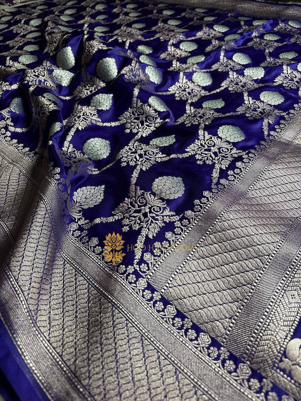 Premium Mashru Katan Silk Floral Jangla Banarasi Saree