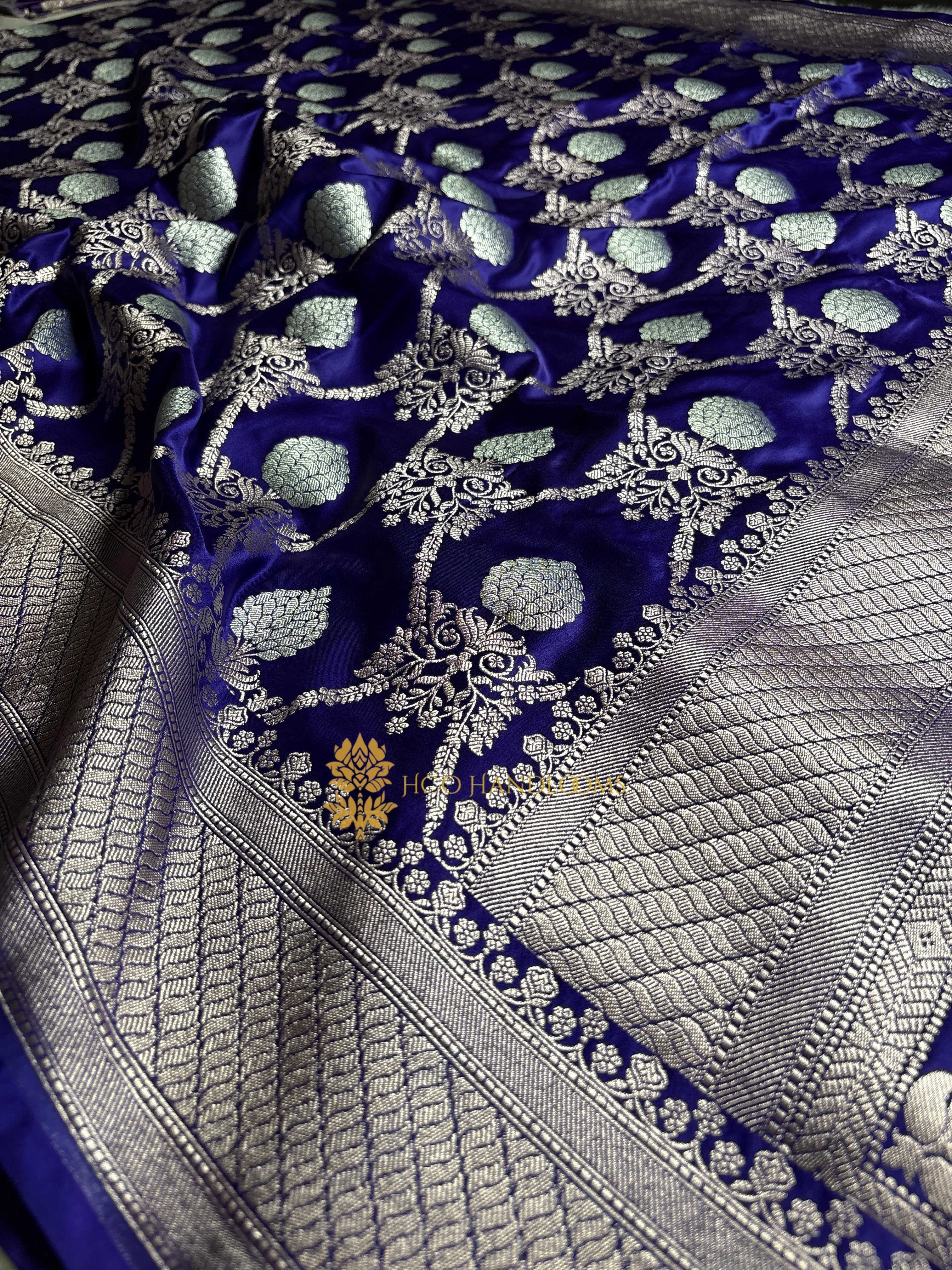 Premium Mashru Katan Silk Floral Jangla Banarasi Saree