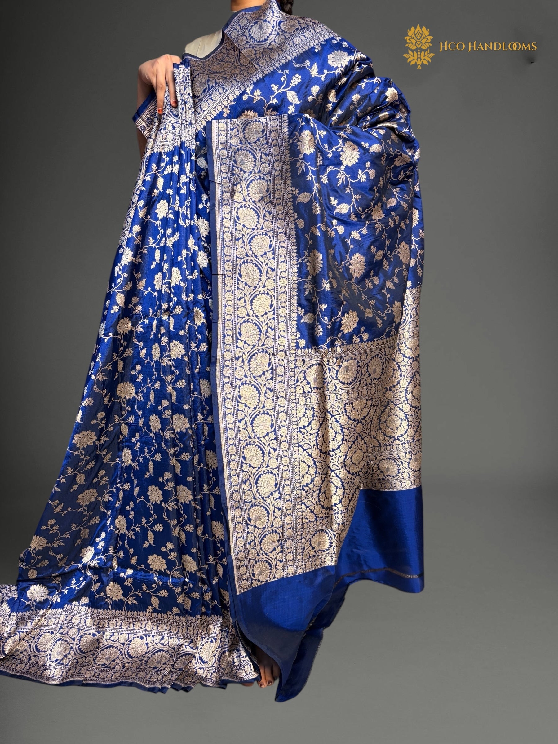 Pure Katan Silk Handloom Banarasi Saree - All Over Floral Jangla