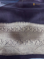Regal Contrast Pure Kora Silk Handloom Banrasi Saree - All Over Kadhua Motifs