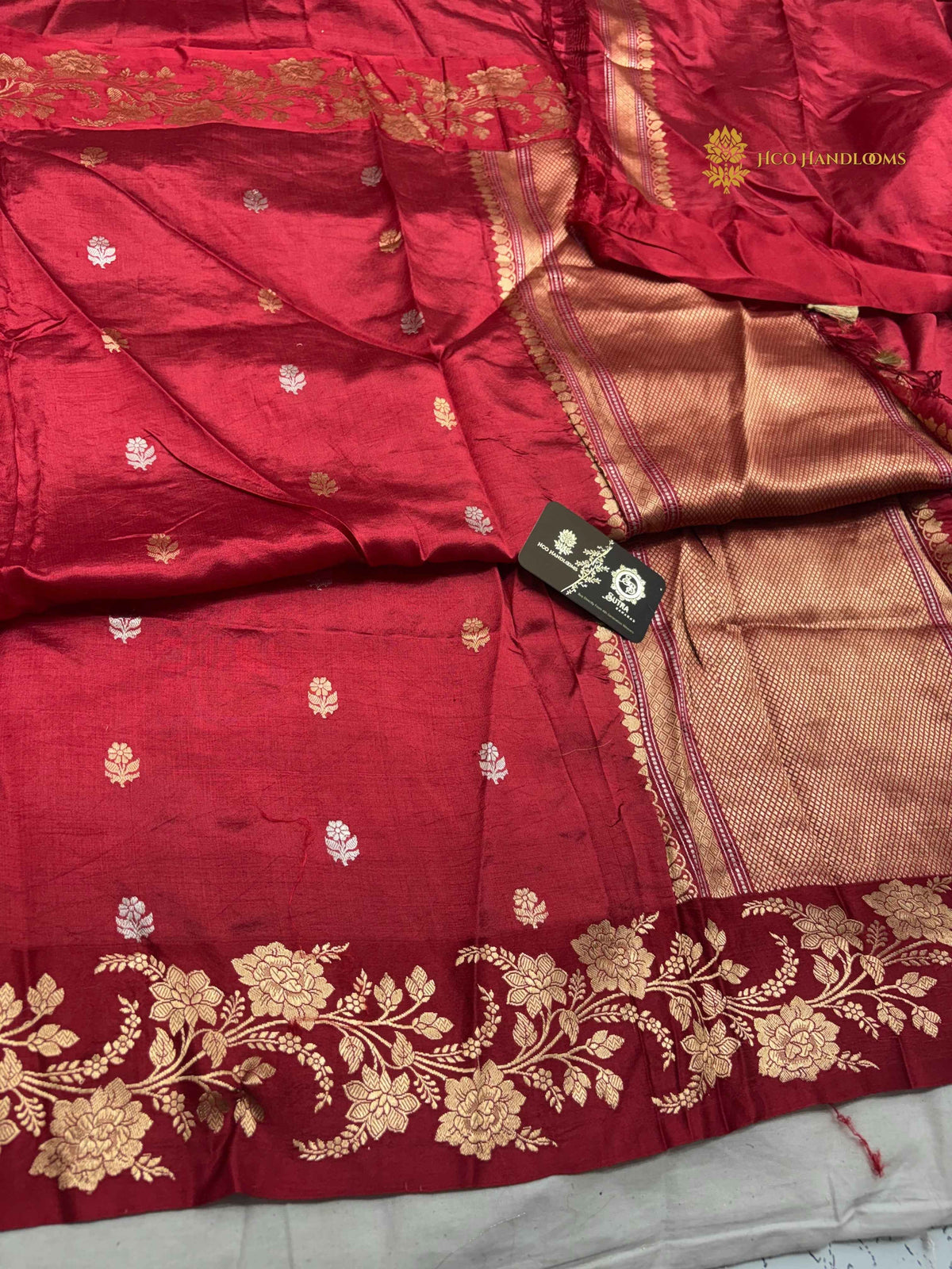 Red Pure Mango Katan Silk Handloom Banarasi Saree - All Over Motifs