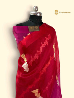 Rani & Red Pure Kora Silk Handloom Banarasi Saree - All Over Kadhua Buta