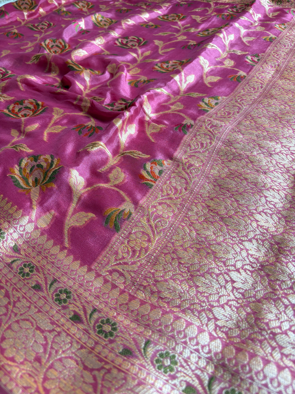 Pure Chiffon Silk Khaddi Banarasi Saree With Floral Vines Motifs